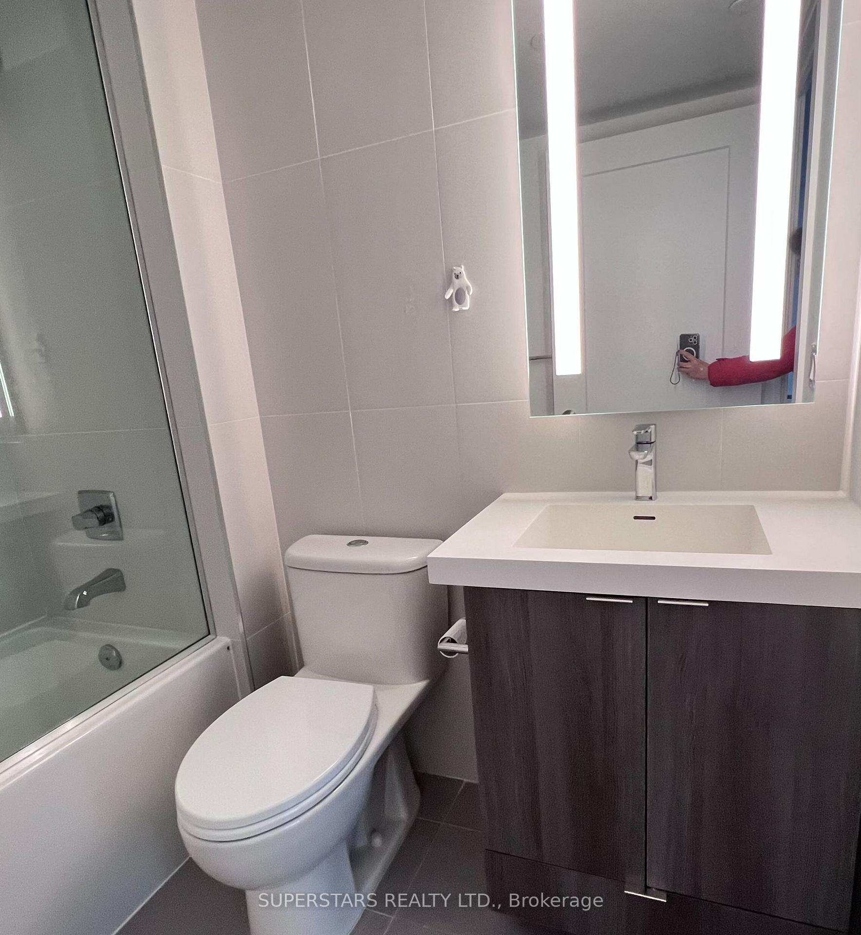 Photo 8 of Unit 1207, 575 Bloor Street E, Toronto, North St. James Town — HOMEH