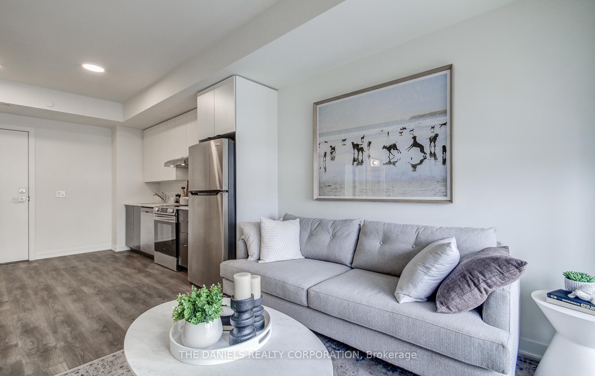 Photo 8 of Unit 211, 165 Canon Jackson Drive, North York, Beechborough-Greenbrook — HOMEH