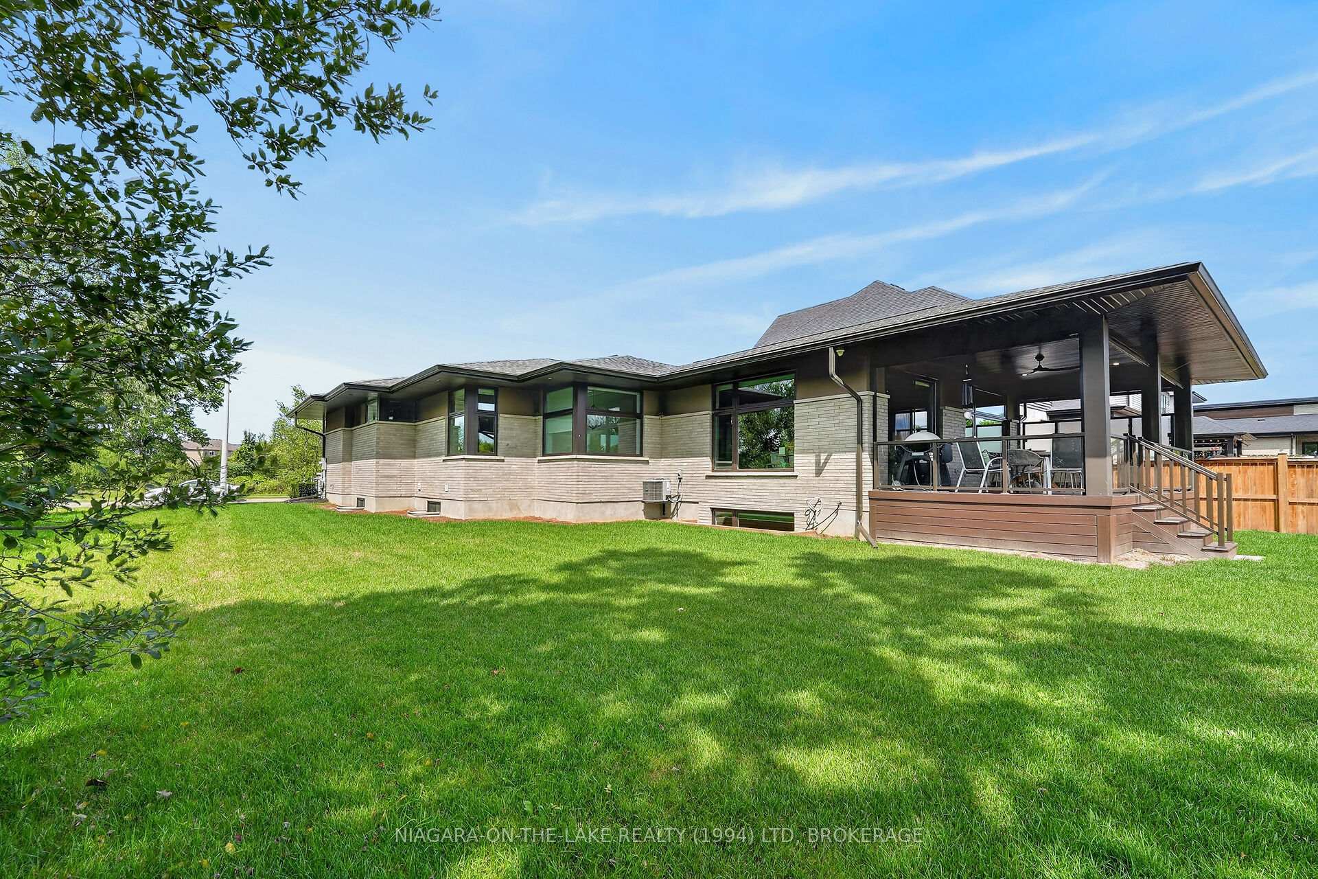 Photo 35 of 256 Clare Avenue, Welland, Prince Charles — HOMEH