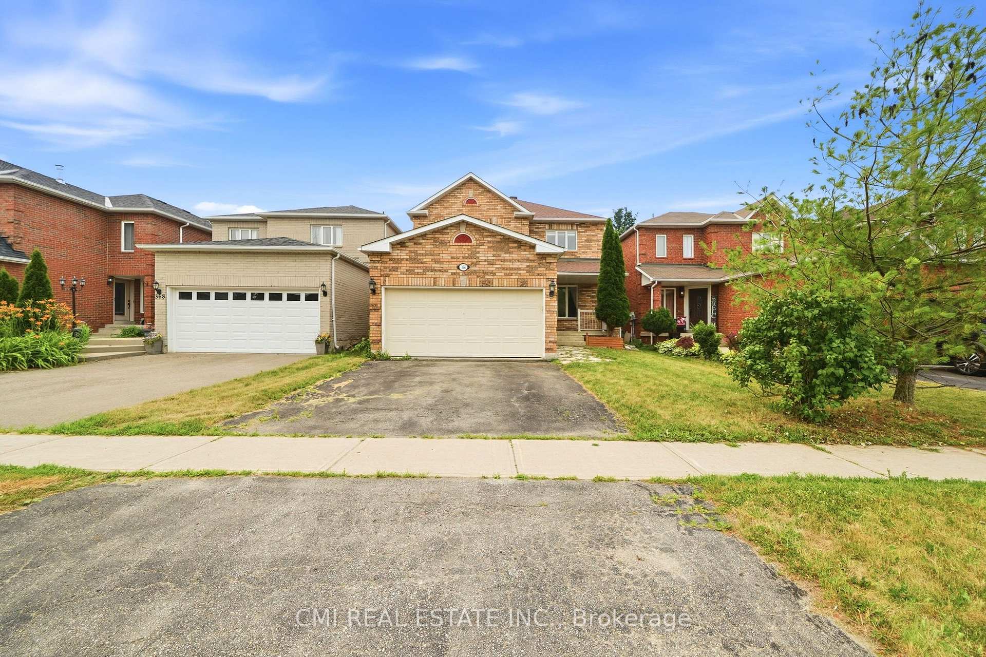 Photo 2 of 366 Marshall Crescent, Orangeville — HOMEH
