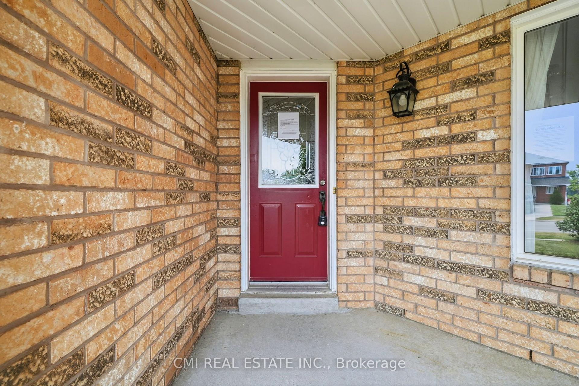 Photo 6 of 366 Marshall Crescent, Orangeville — HOMEH