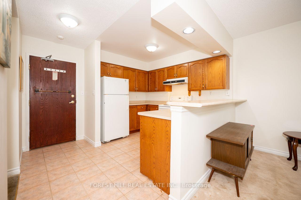 Photo 3 of Unit 102, 262 Dundas Street E, Hamilton, Waterdown — HOMEH