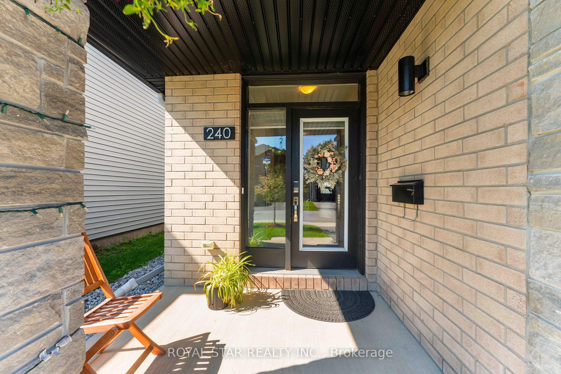 Photo 2 of 240 Dagenham Street, Ottawa, Stittsville (South) — HOMEH