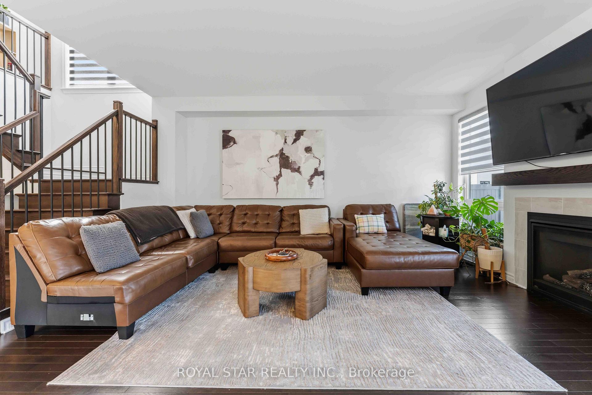 Photo 7 of 240 Dagenham Street, Ottawa, Stittsville (South) — HOMEH