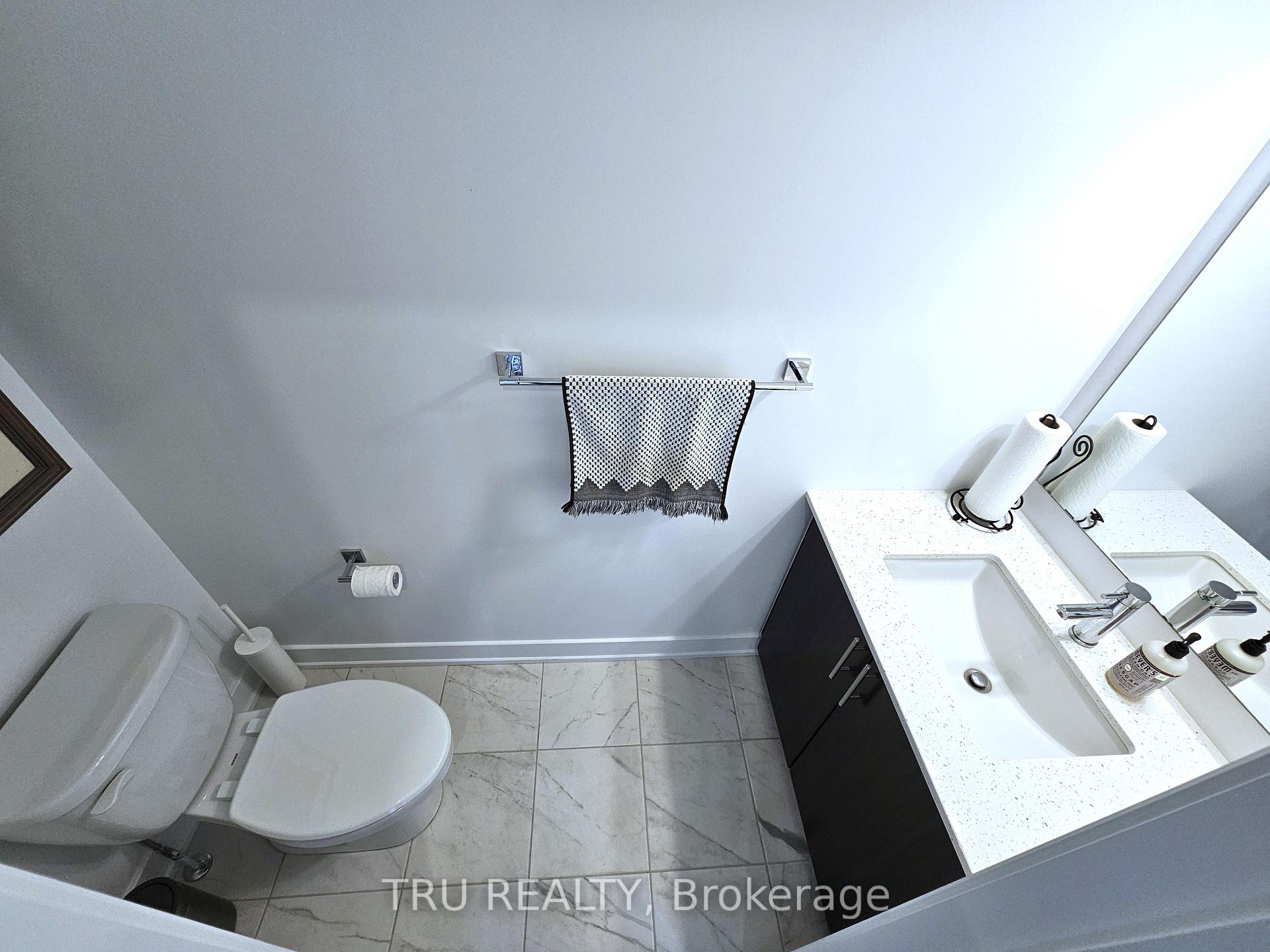 Photo 14 of 332 Makobe Lane, Ottawa, Riverside South/Gloucester Glen — HOMEH