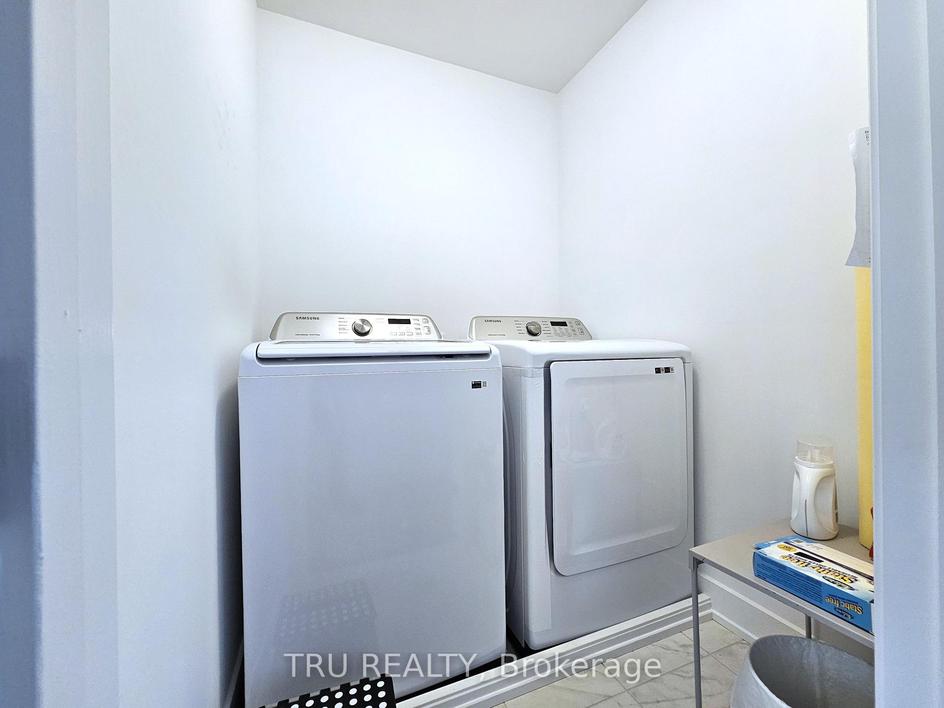 Photo 20 of 332 Makobe Lane, Ottawa, Riverside South/Gloucester Glen — HOMEH