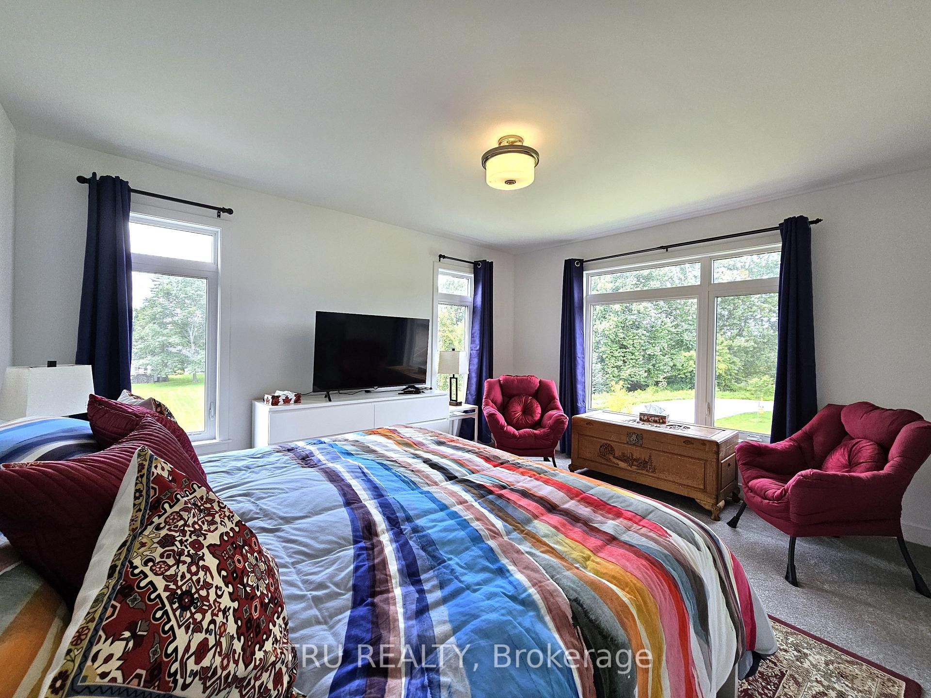 Photo 21 of 332 Makobe Lane, Ottawa, Riverside South/Gloucester Glen — HOMEH