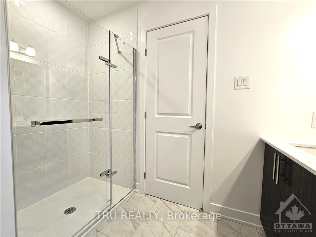 Photo 24 of 332 Makobe Lane, Ottawa, Riverside South/Gloucester Glen — HOMEH
