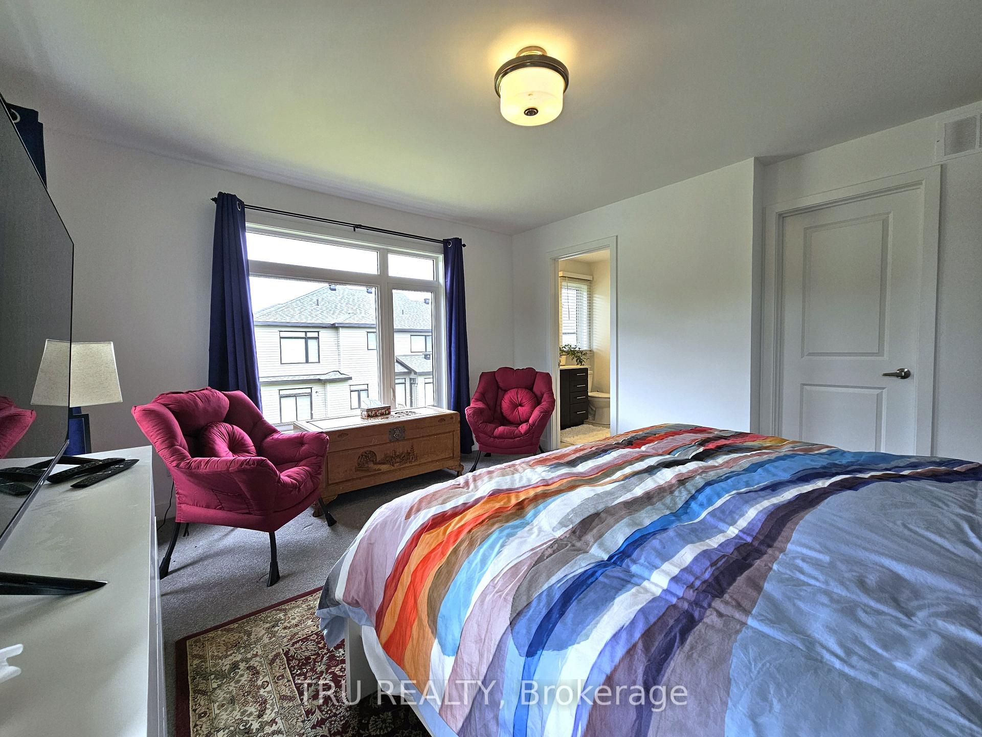 Photo 25 of 332 Makobe Lane, Ottawa, Riverside South/Gloucester Glen — HOMEH