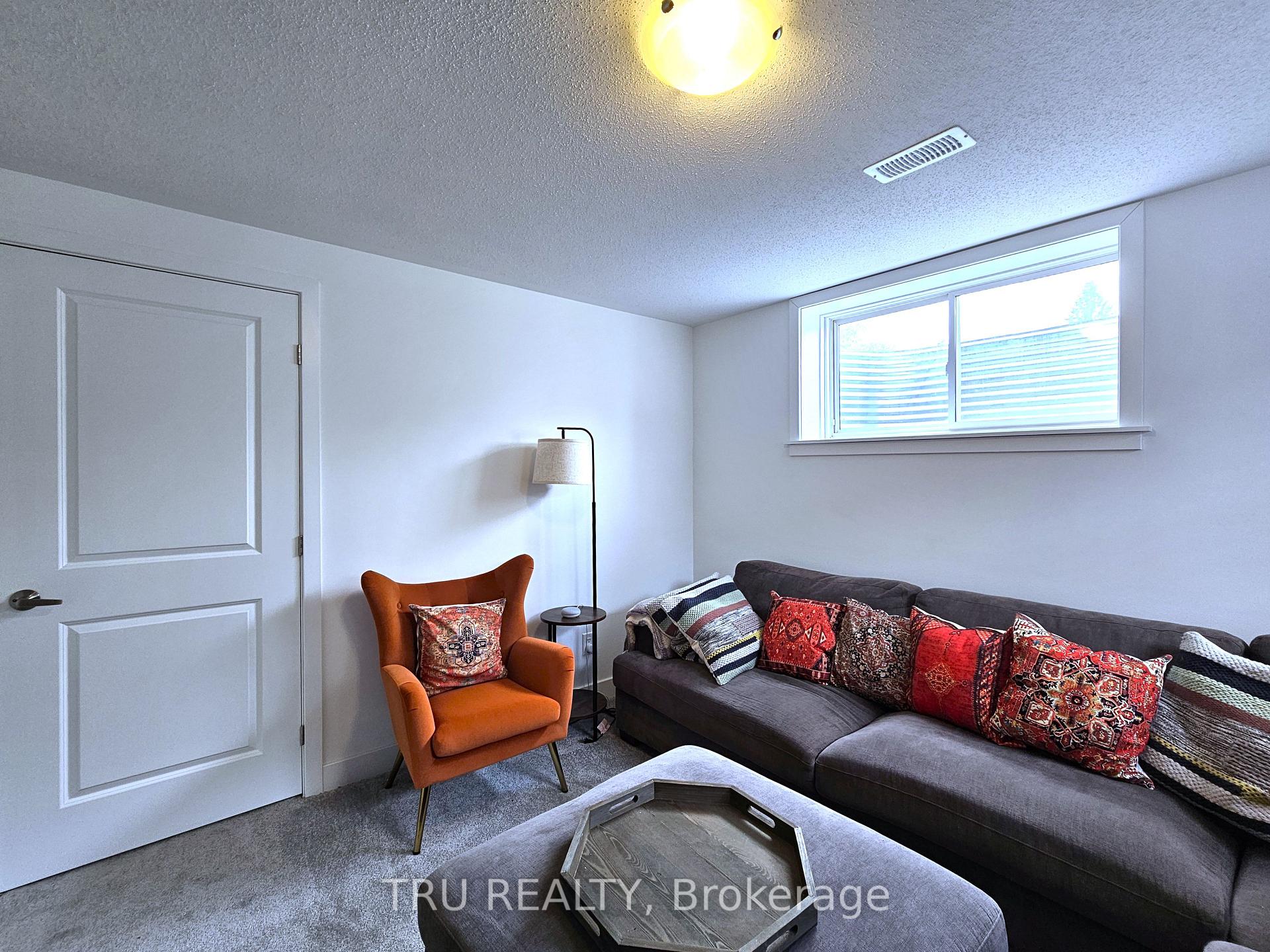 Photo 29 of 332 Makobe Lane, Ottawa, Riverside South/Gloucester Glen — HOMEH