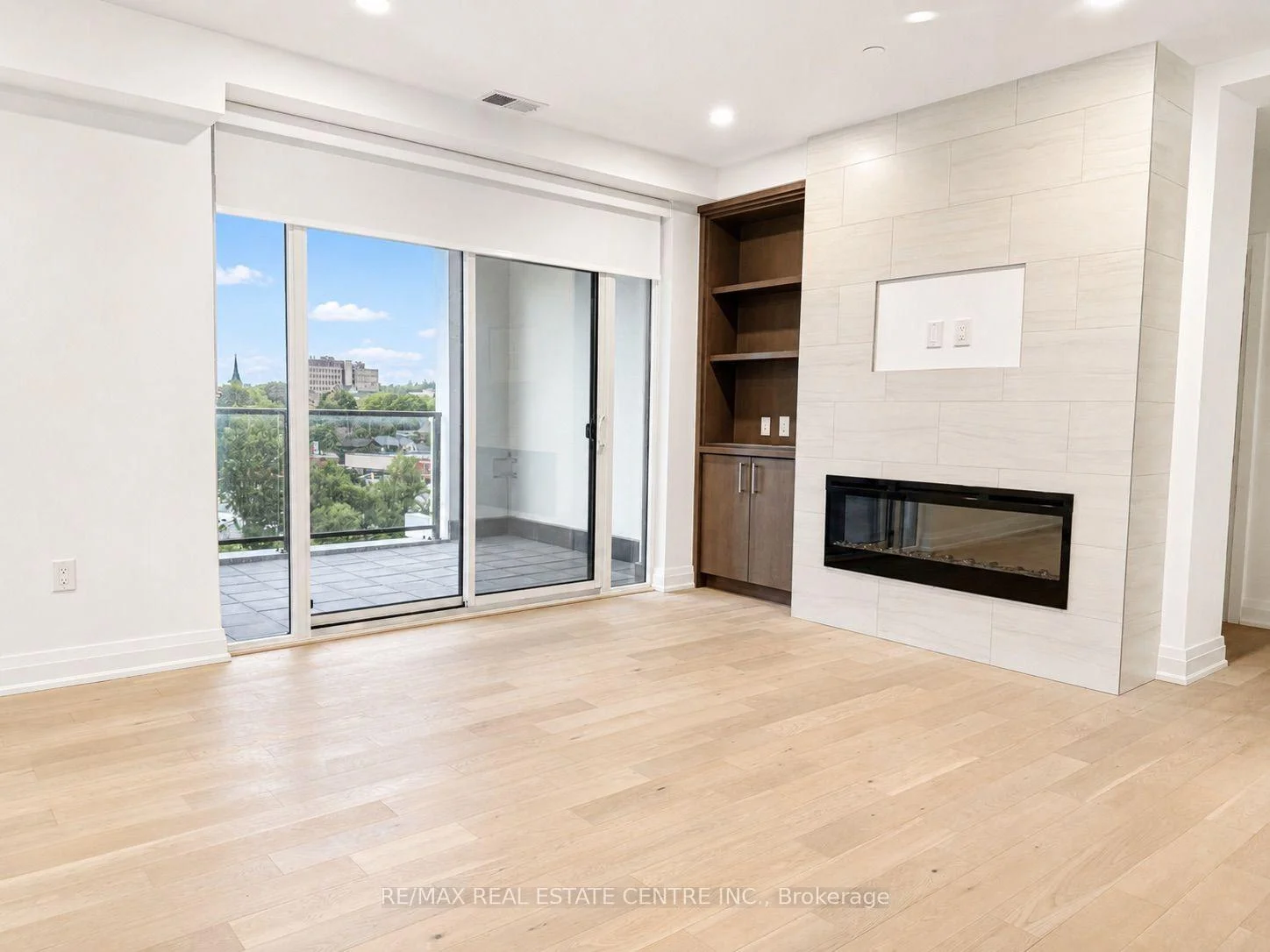 Photo 15 of Unit 605, 71 Wyndham Street S, Guelph, St. Patrick's Ward — HOMEH