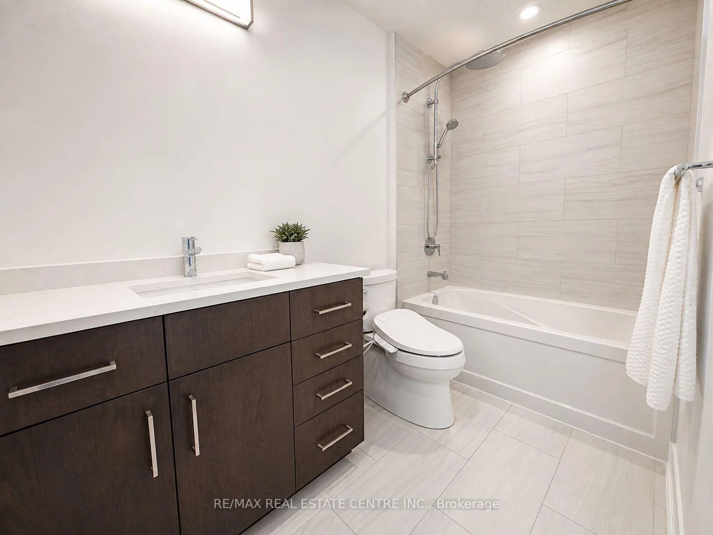 Photo 25 of Unit 605, 71 Wyndham Street S, Guelph, St. Patrick's Ward — HOMEH