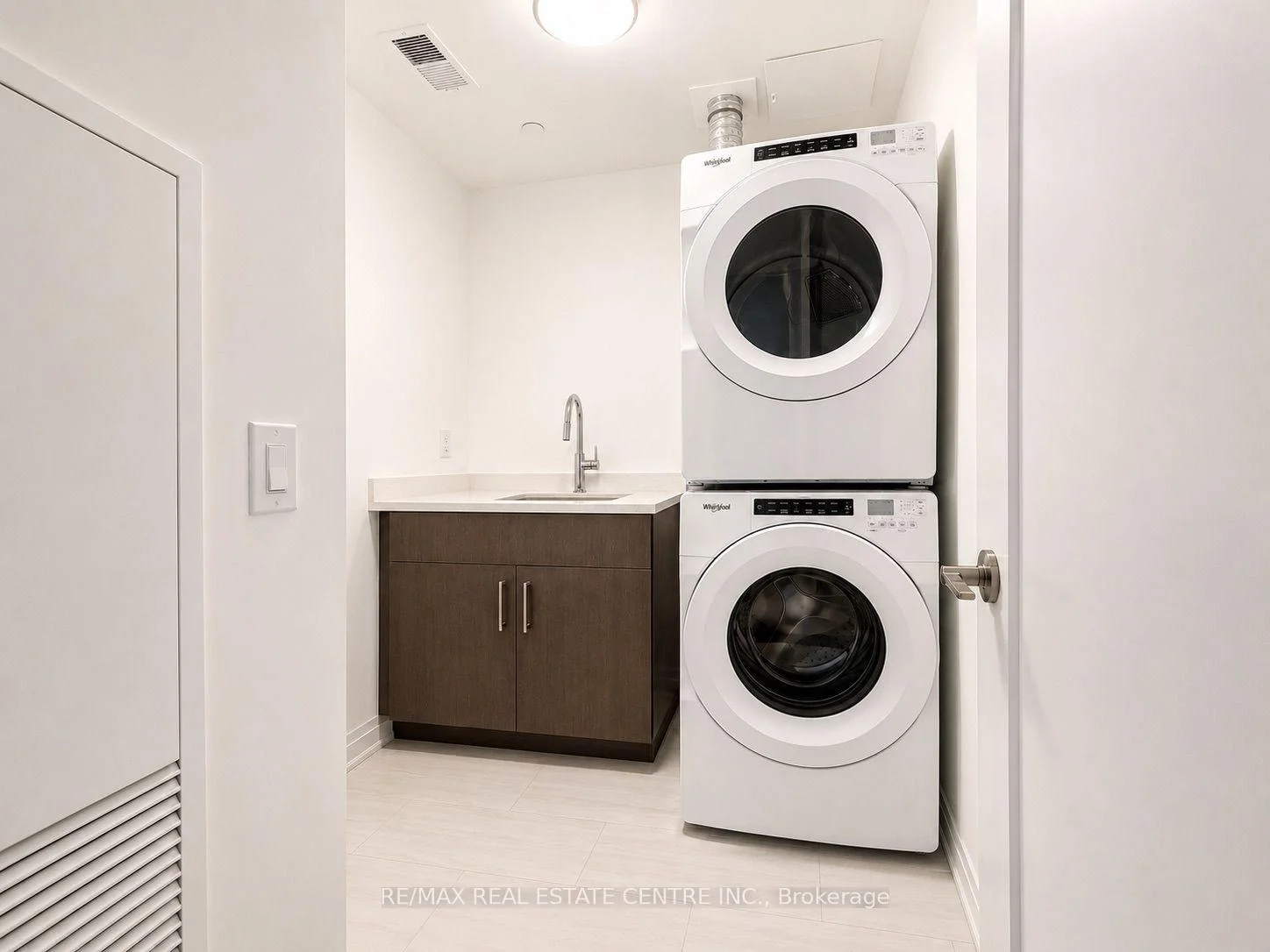 Photo 26 of Unit 605, 71 Wyndham Street S, Guelph, St. Patrick's Ward — HOMEH