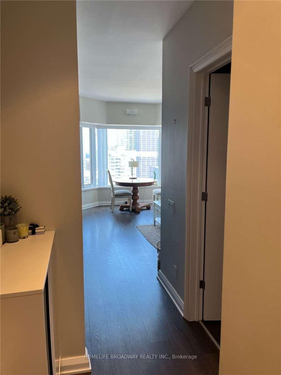 Front of Unit 3107, 155 Yorkville Avenue