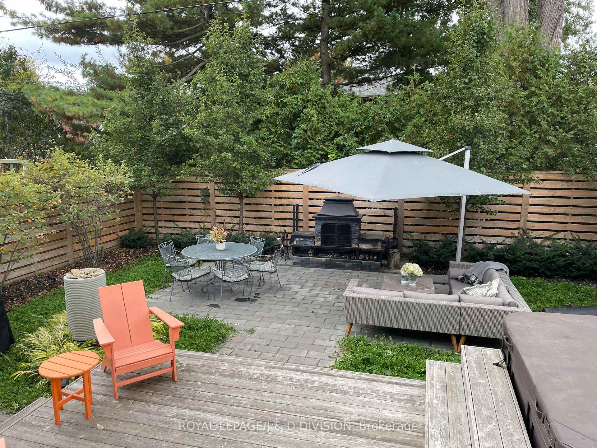 Photo 35 of 16 Forty First Street, Etobicoke, Long Branch — HOMEH
