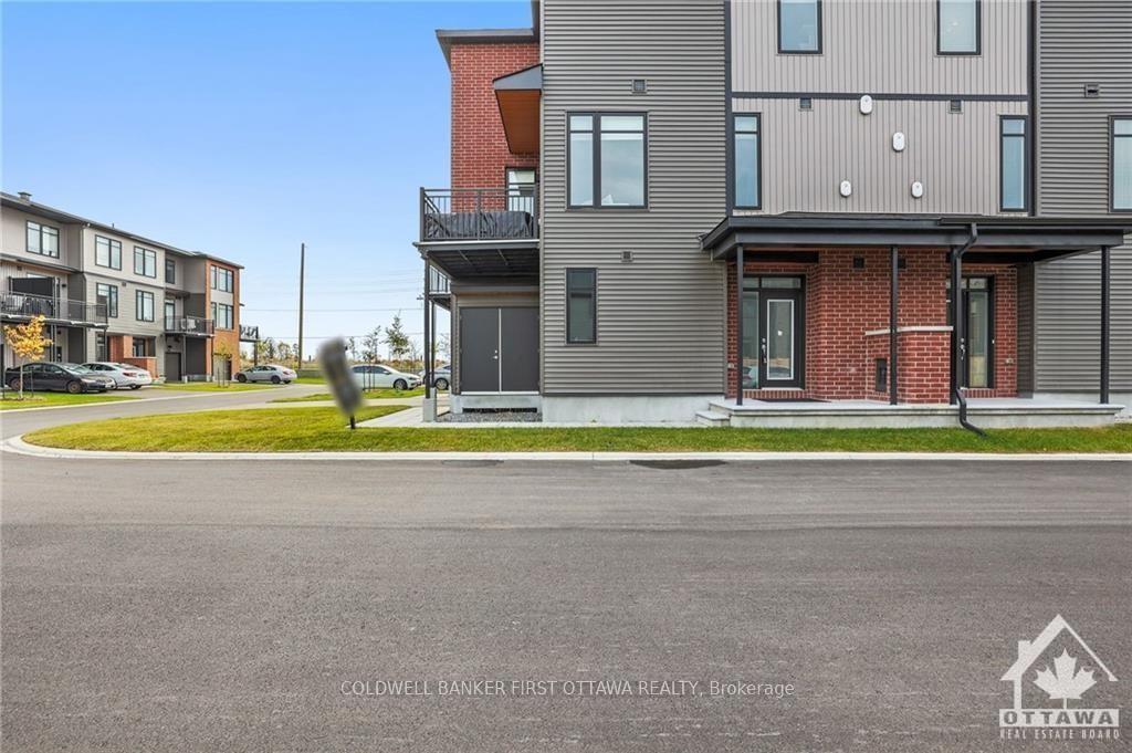 Photo 3 of 146 Visor Private, Ottawa, Kanata - Emerald Meadows/Trailwest — HOMEH