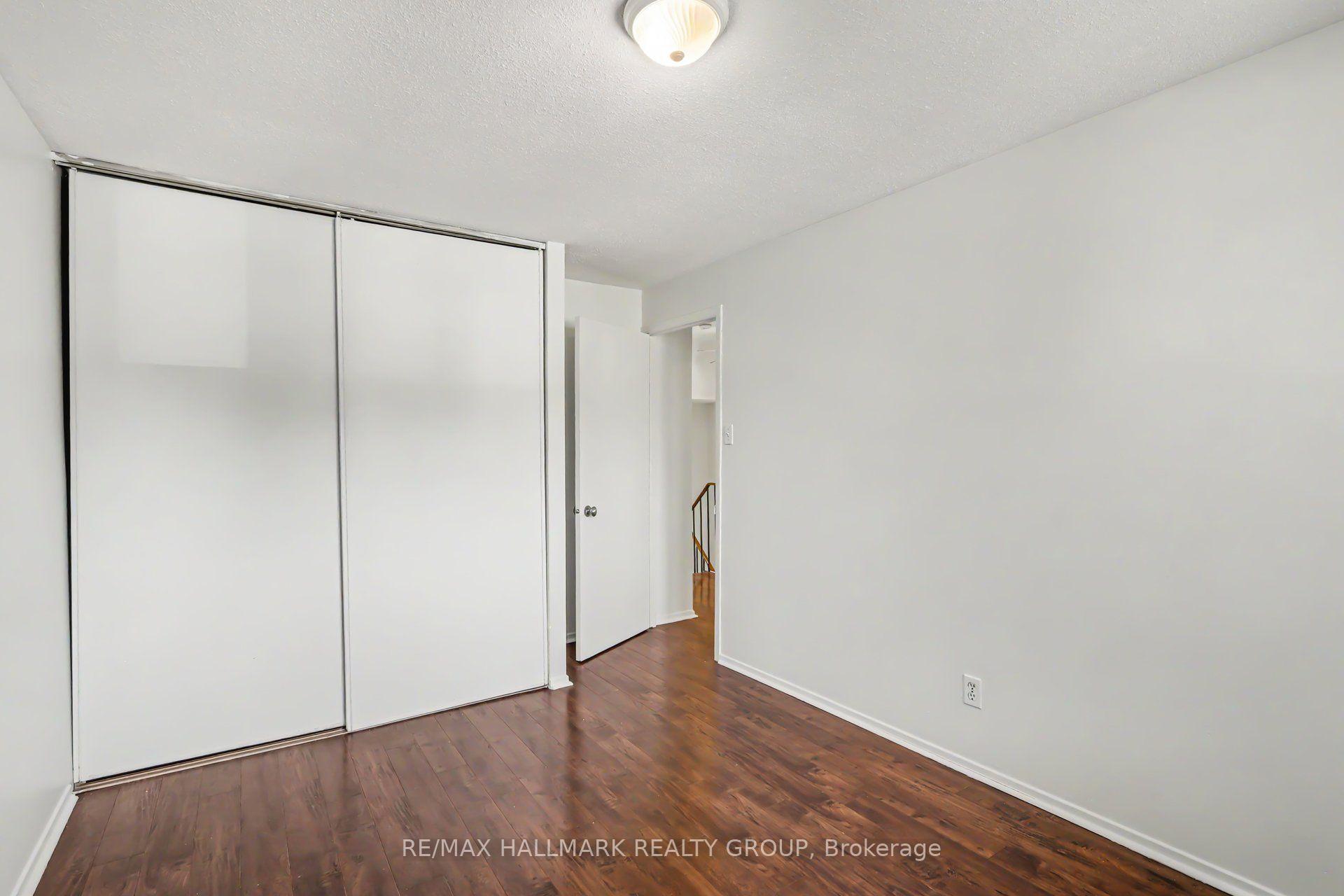 Photo 23 of 1747A Lamoureux Drive, Ottawa, Queenswood Heights South — HOMEH