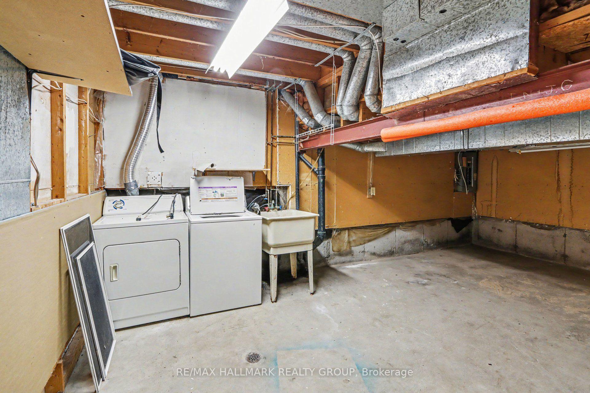 Photo 30 of 1747A Lamoureux Drive, Ottawa, Queenswood Heights South — HOMEH