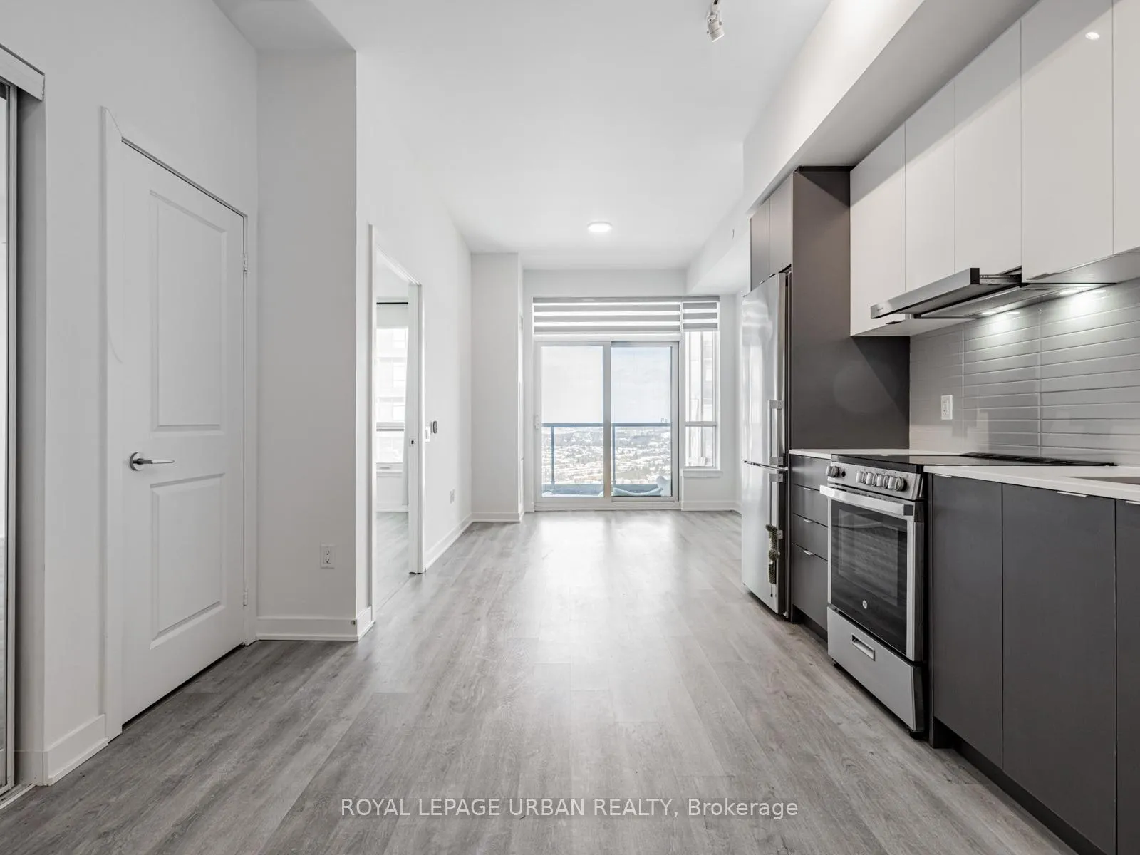 Photo 9 of Unit 2506, 30 Upper Mall Way, Vaughan, Brownridge — HOMEH