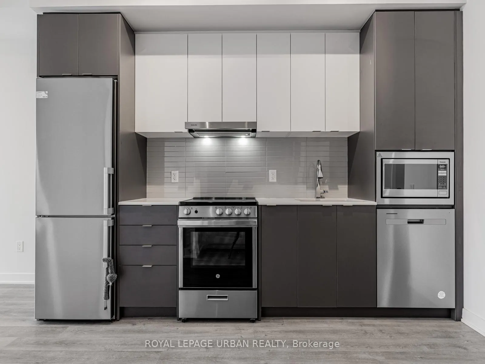 Photo 11 of Unit 2506, 30 Upper Mall Way, Vaughan, Brownridge — HOMEH