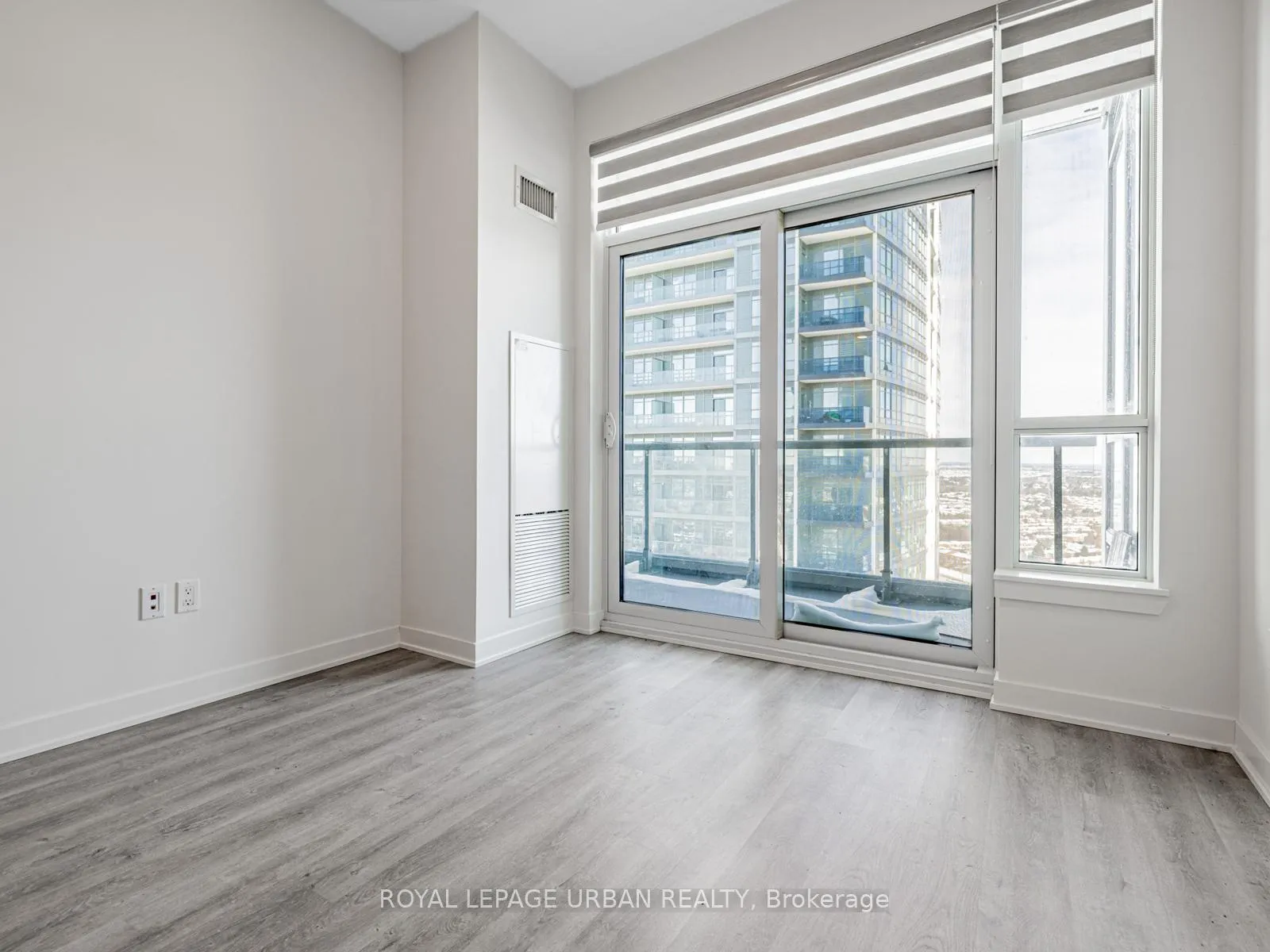 Photo 18 of Unit 2506, 30 Upper Mall Way, Vaughan, Brownridge — HOMEH