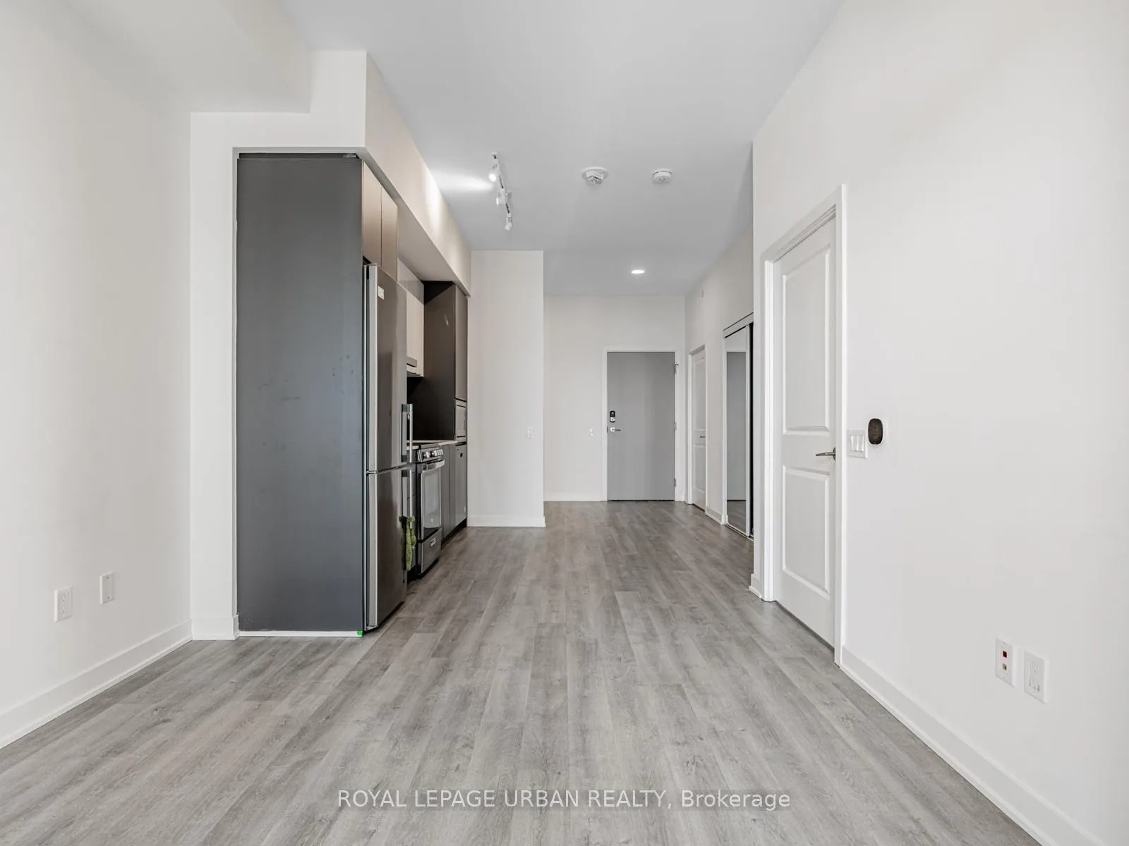 Photo 20 of Unit 2506, 30 Upper Mall Way, Vaughan, Brownridge — HOMEH
