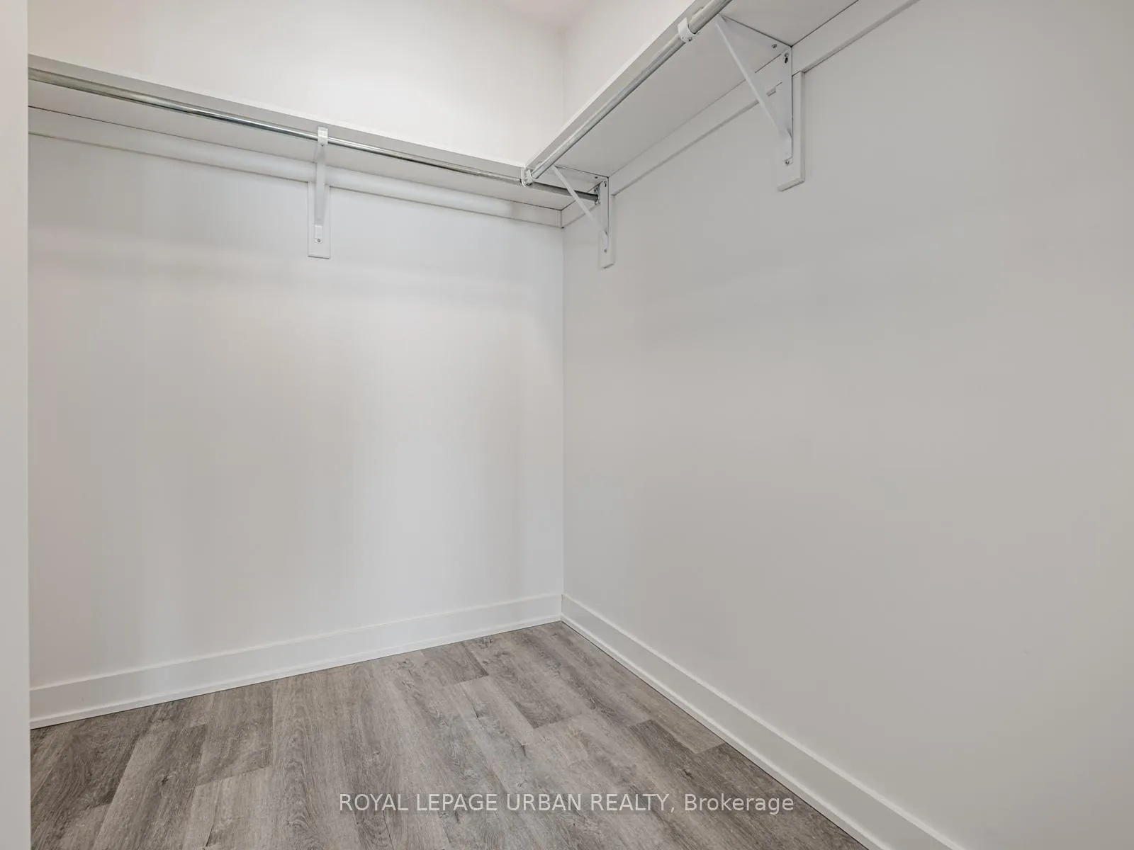 Photo 25 of Unit 2506, 30 Upper Mall Way, Vaughan, Brownridge — HOMEH