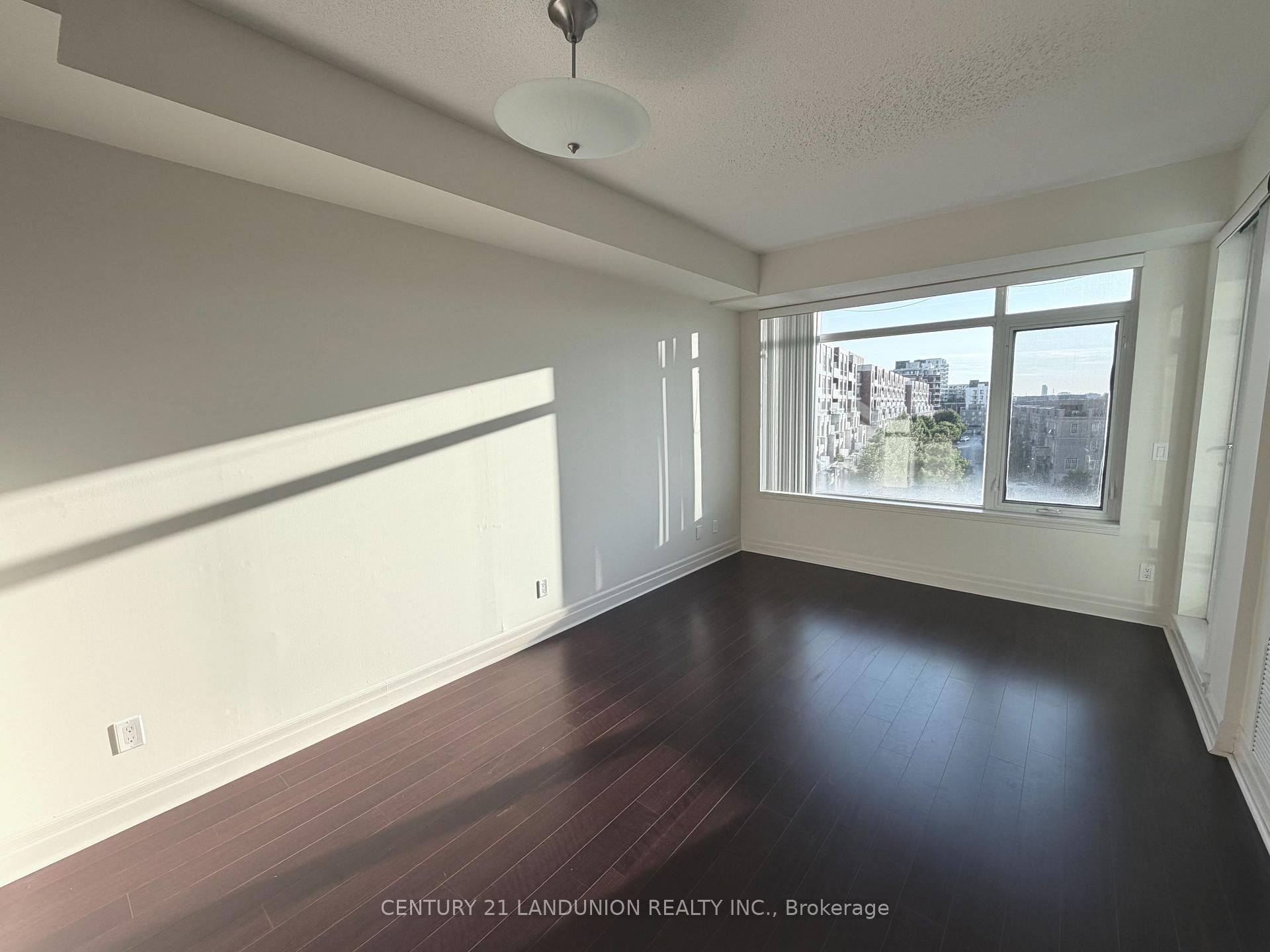 Photo 4 of Unit 503, 8110 Birchmount Road, Markham, Unionville — HOMEH