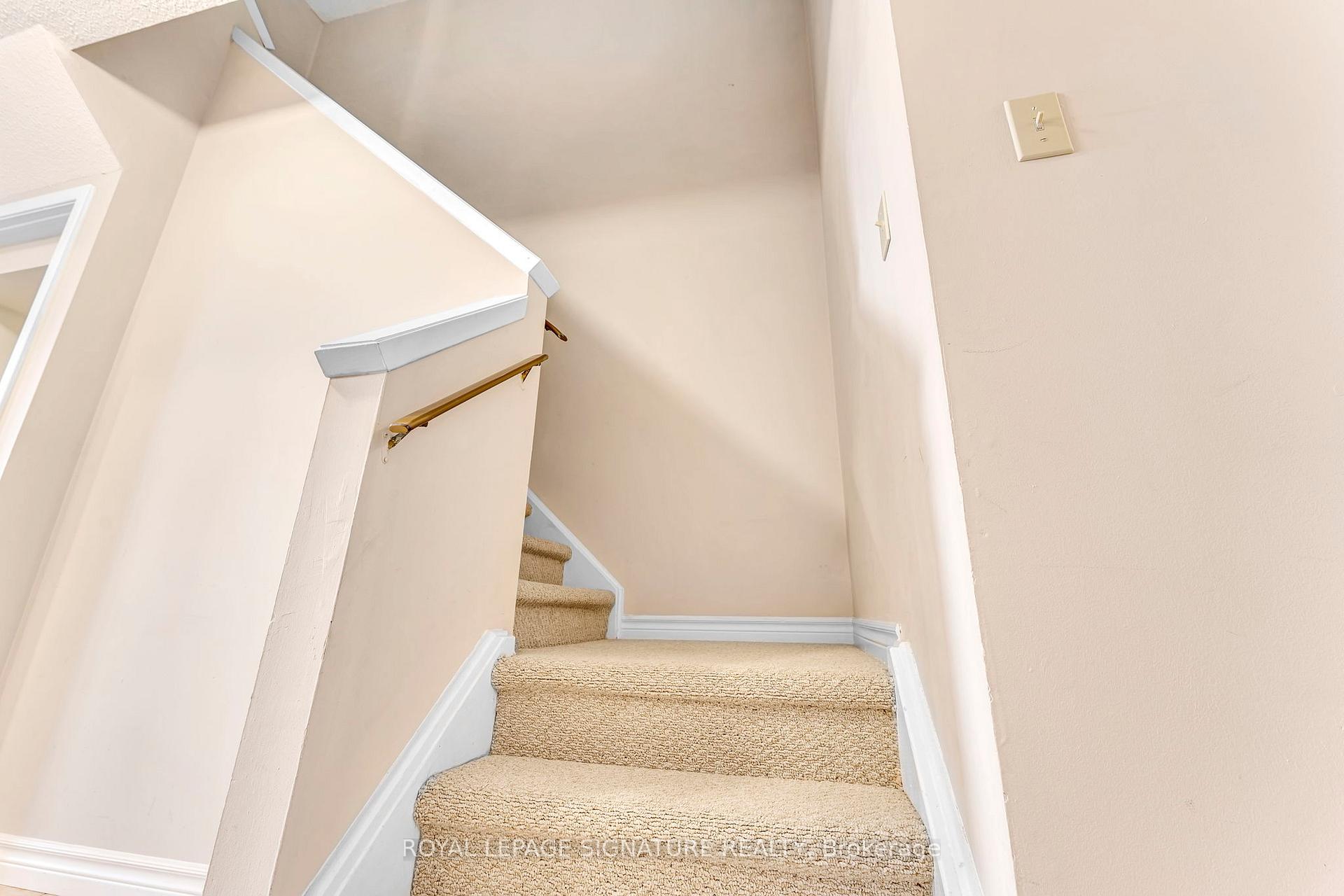 Photo 22 of Unit 33, 2079 The Collegeway Road, Mississauga, Erin Mills — HOMEH
