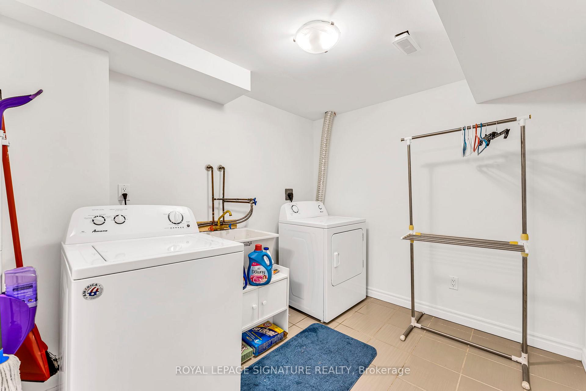 Photo 25 of Unit 33, 2079 The Collegeway Road, Mississauga, Erin Mills — HOMEH