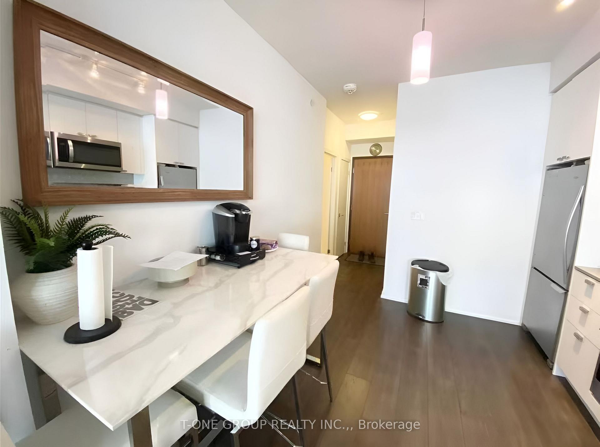 Photo 4 of Unit 3206, 56 Forest Manor Road, North York, Henry Farm — HOMEH