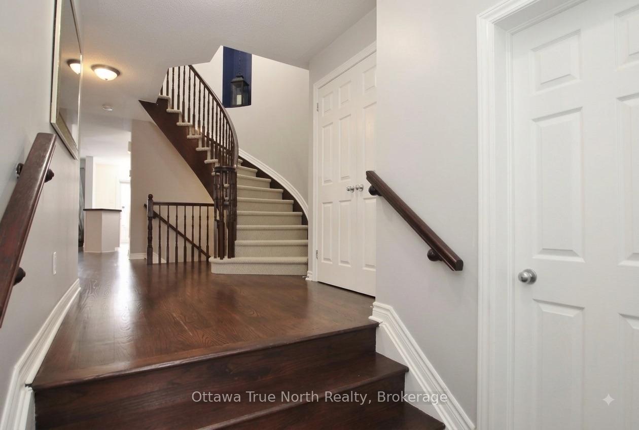 Photo 2 of 601 Malkowski Street, Ottawa, Kanata - Morgan's Grant/South March — HOMEH