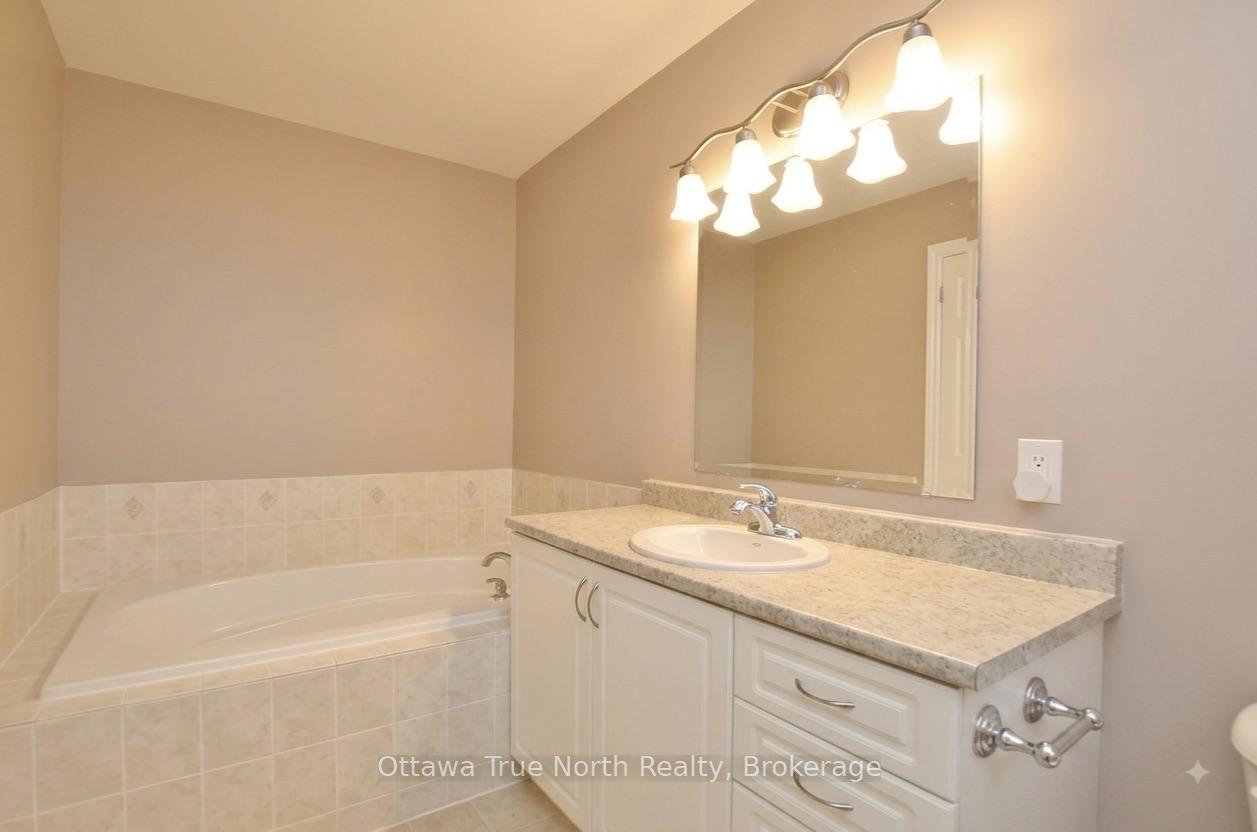 Photo 9 of 601 Malkowski Street, Ottawa, Kanata - Morgan's Grant/South March — HOMEH