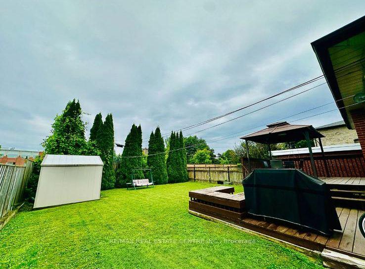 Photo 12 of 22 Beran Drive, Scarborough, Woburn — HOMEH