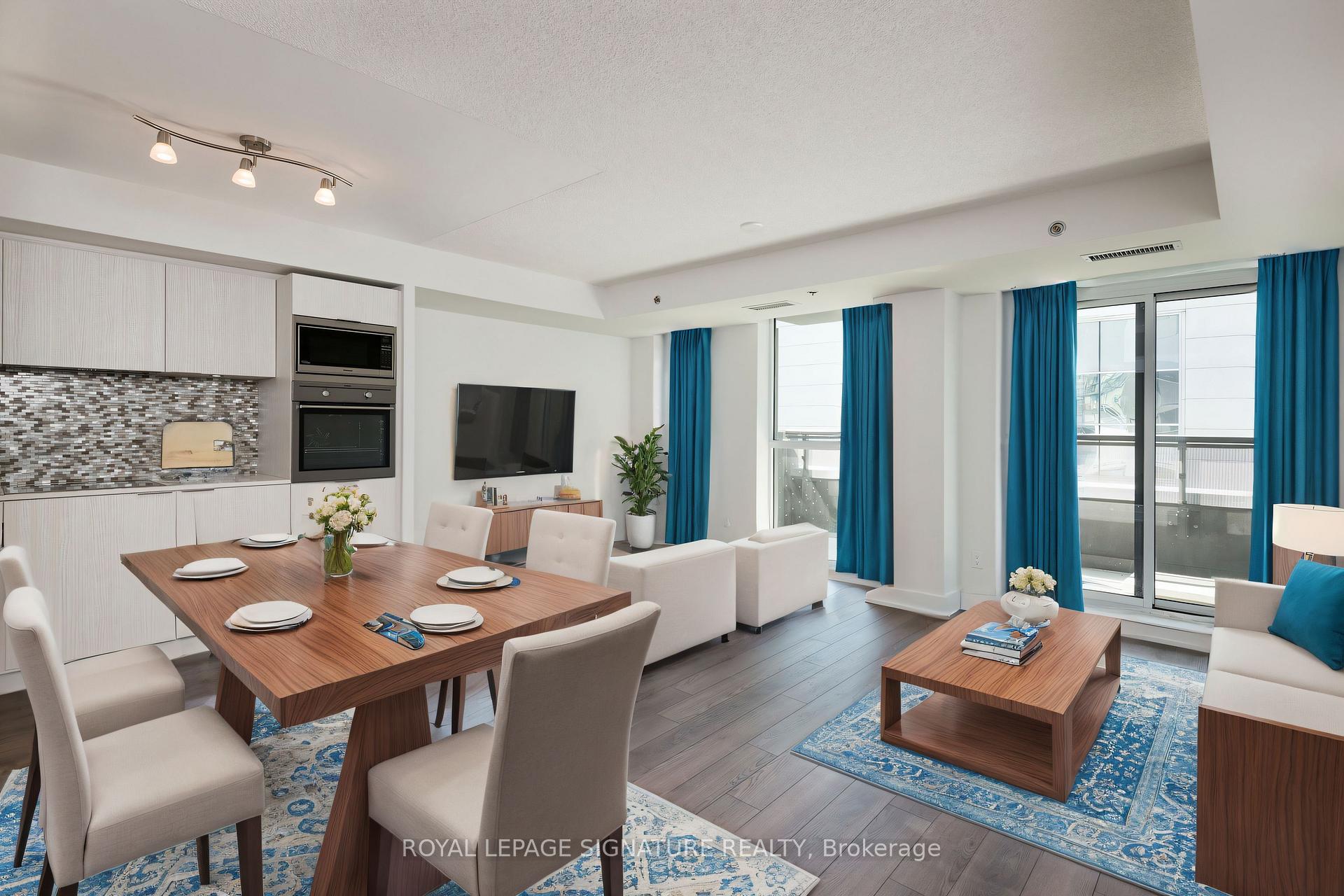 Front of Unit 410, 318 Richmond Street W