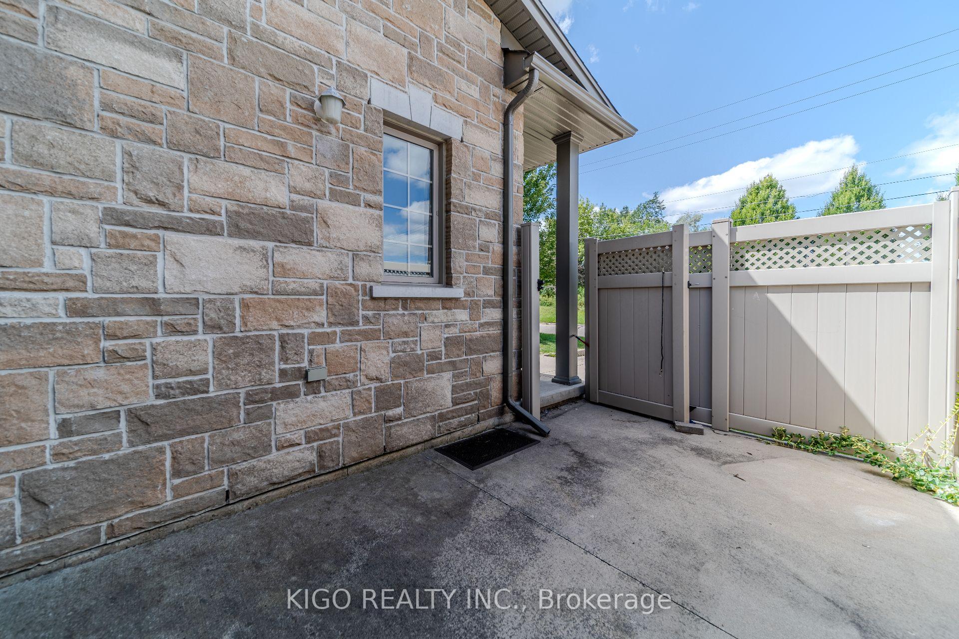 Photo 32 of Unit 37A, 931 Glasgow Street, Kitchener, Westmount - Kitchener — HOMEH