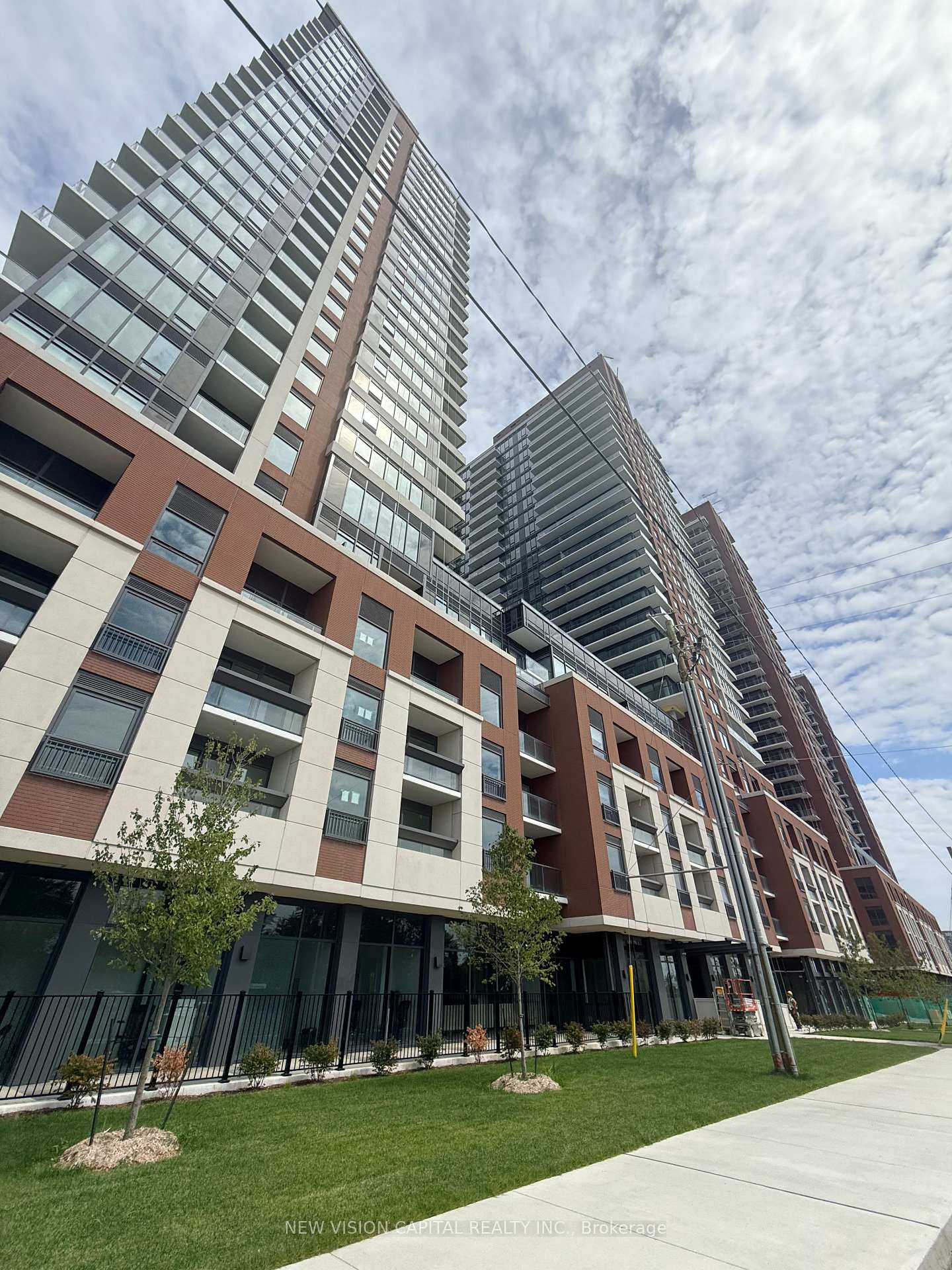Front of Unit 1512, 4010 Eglinton Avenue