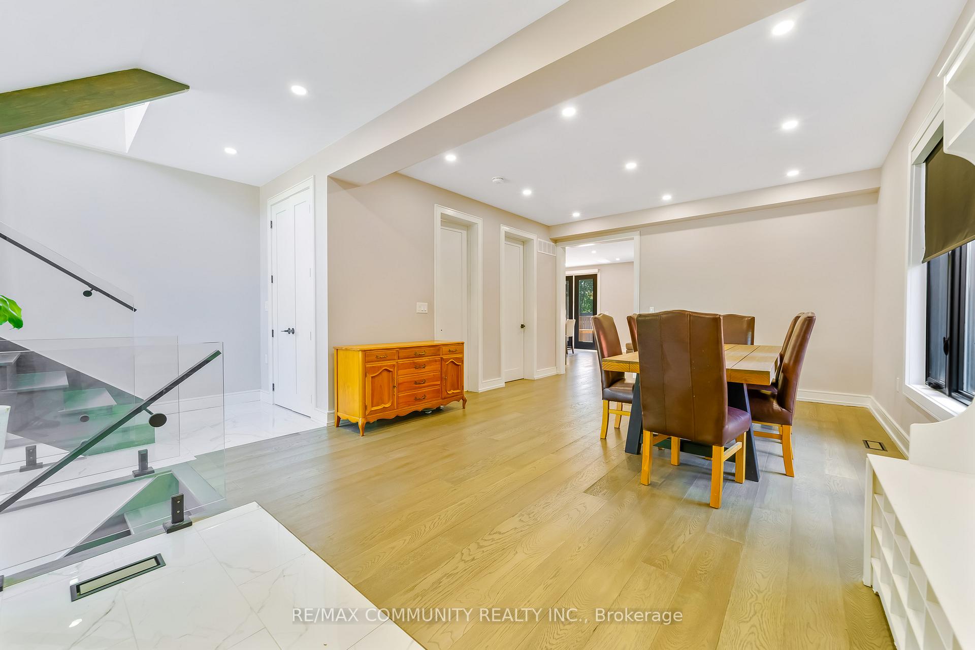 Photo 7 of 856 Kennedy Road, Scarborough, Ionview — HOMEH