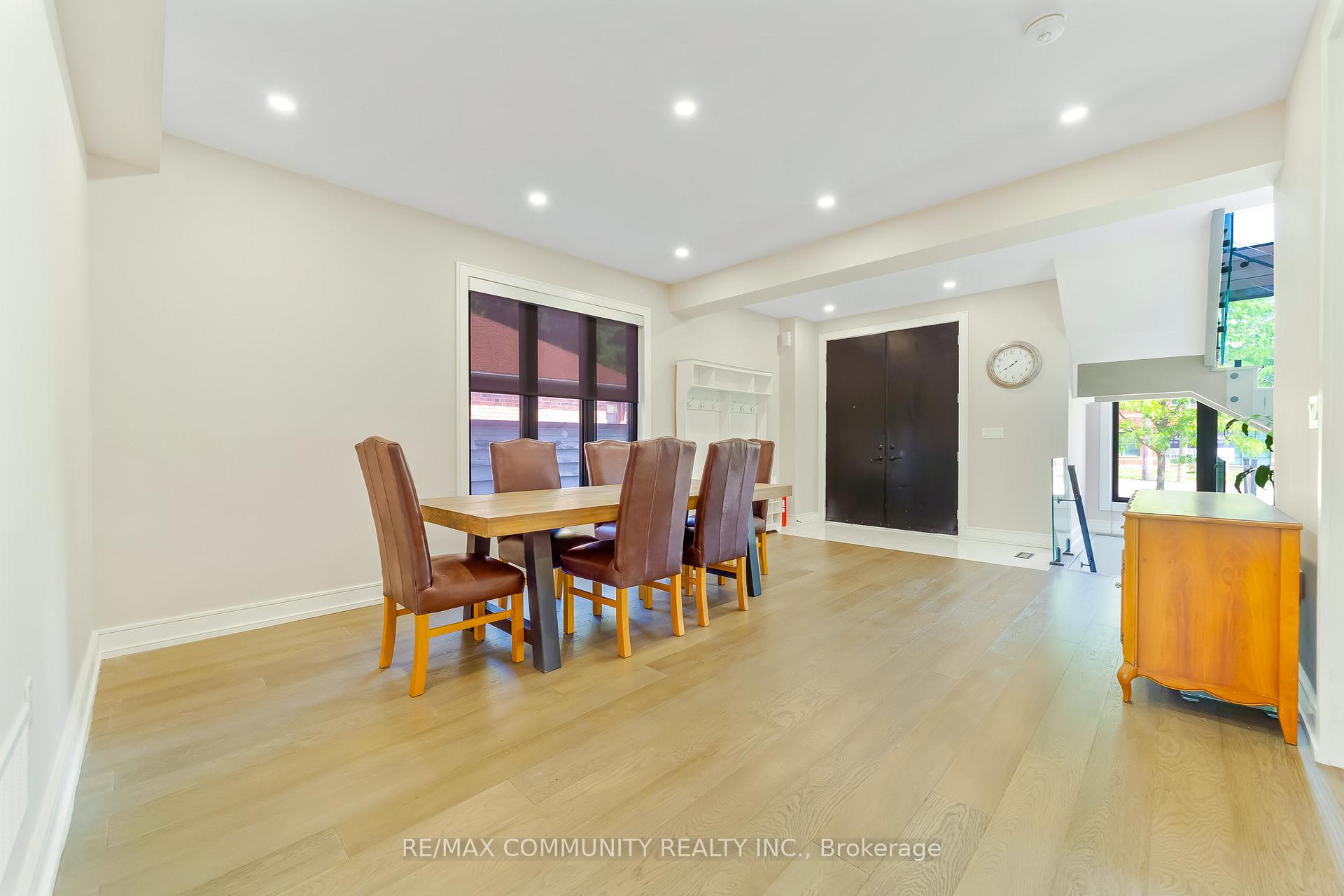 Photo 8 of 856 Kennedy Road, Scarborough, Ionview — HOMEH