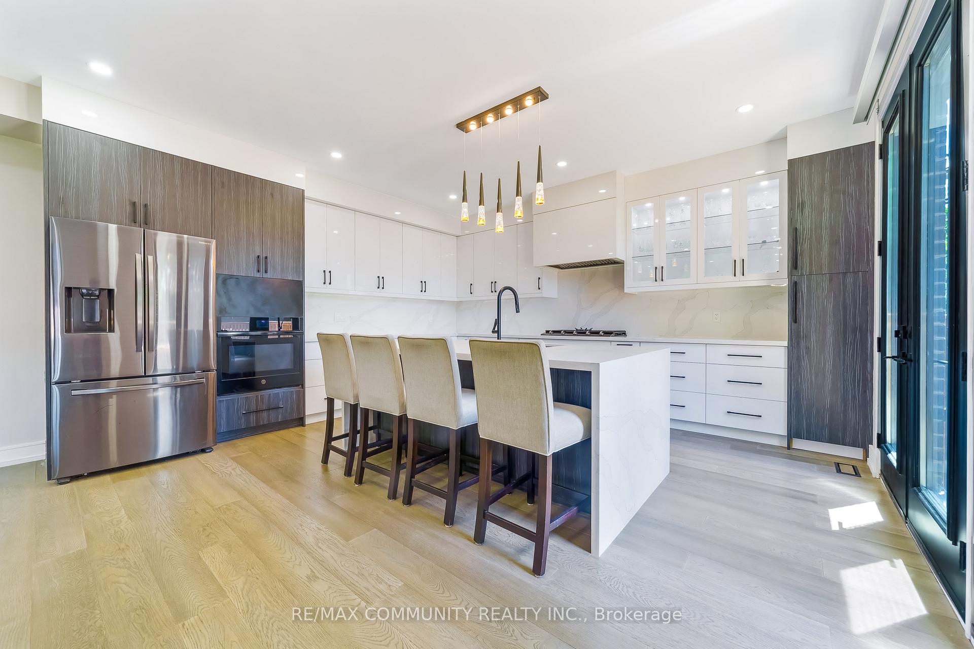 Photo 12 of 856 Kennedy Road, Scarborough, Ionview — HOMEH