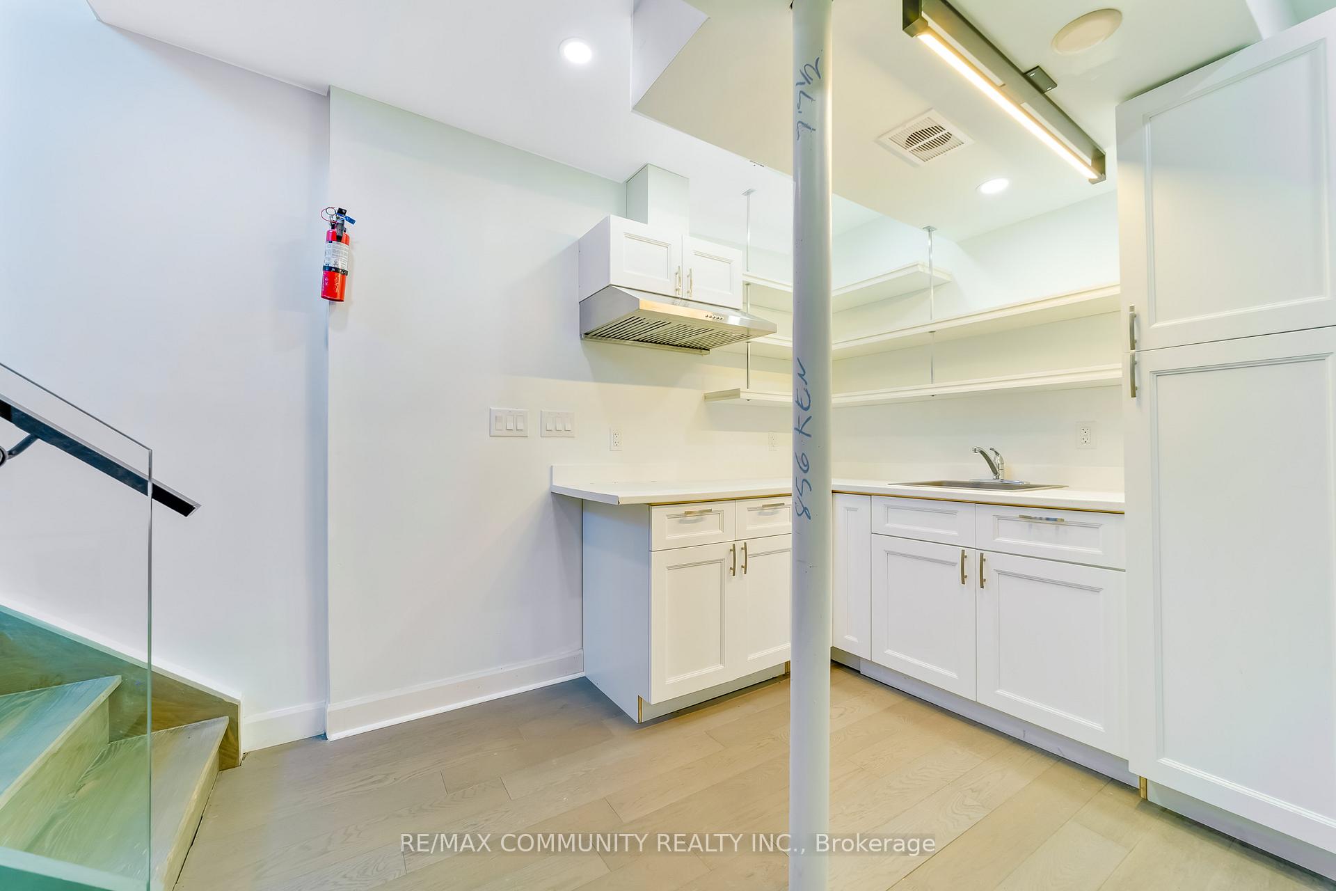 Photo 36 of 856 Kennedy Road, Scarborough, Ionview — HOMEH