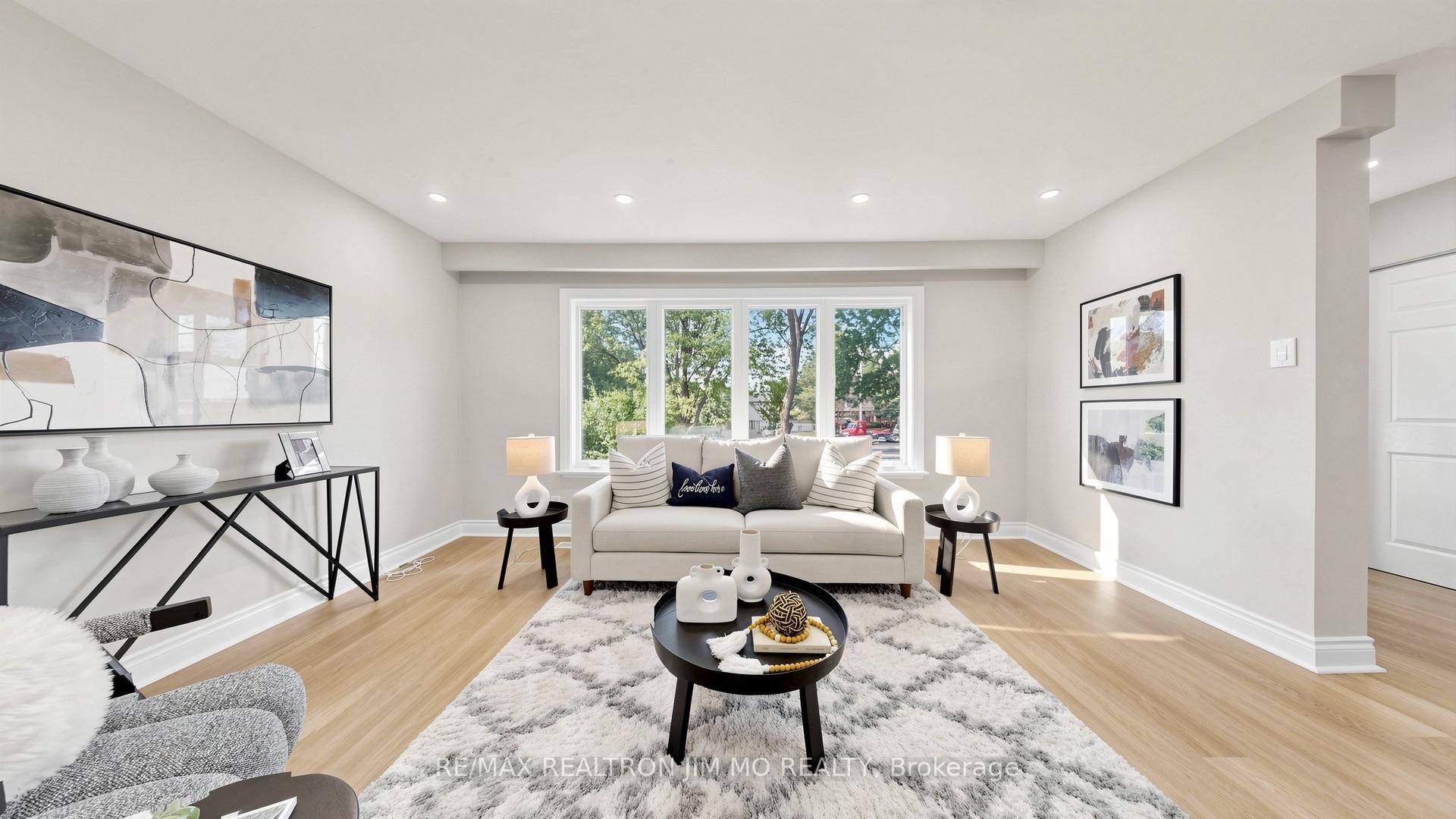 Photo 6 of 2571 Kennedy Road, Scarborough, Tam O'Shanter-Sullivan — HOMEH