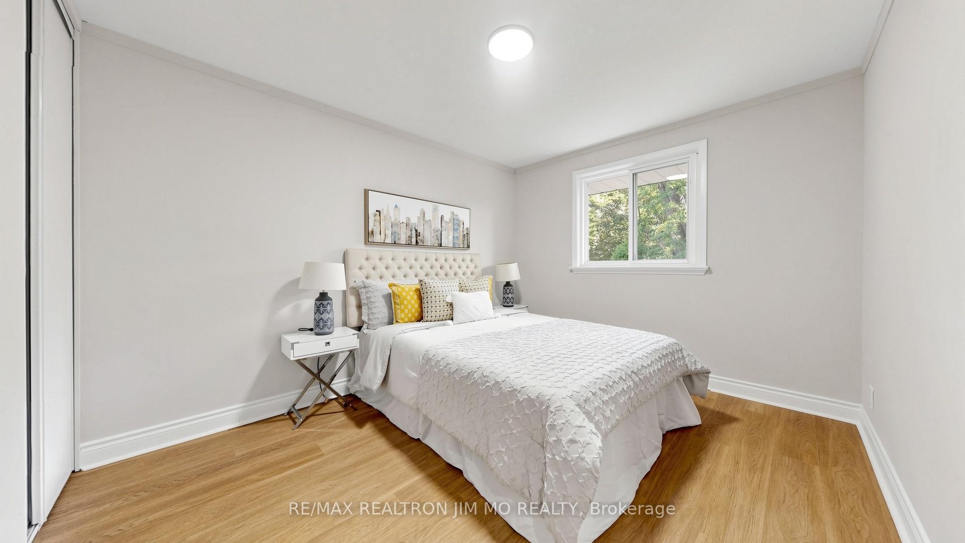 Photo 25 of 2571 Kennedy Road, Scarborough, Tam O'Shanter-Sullivan — HOMEH