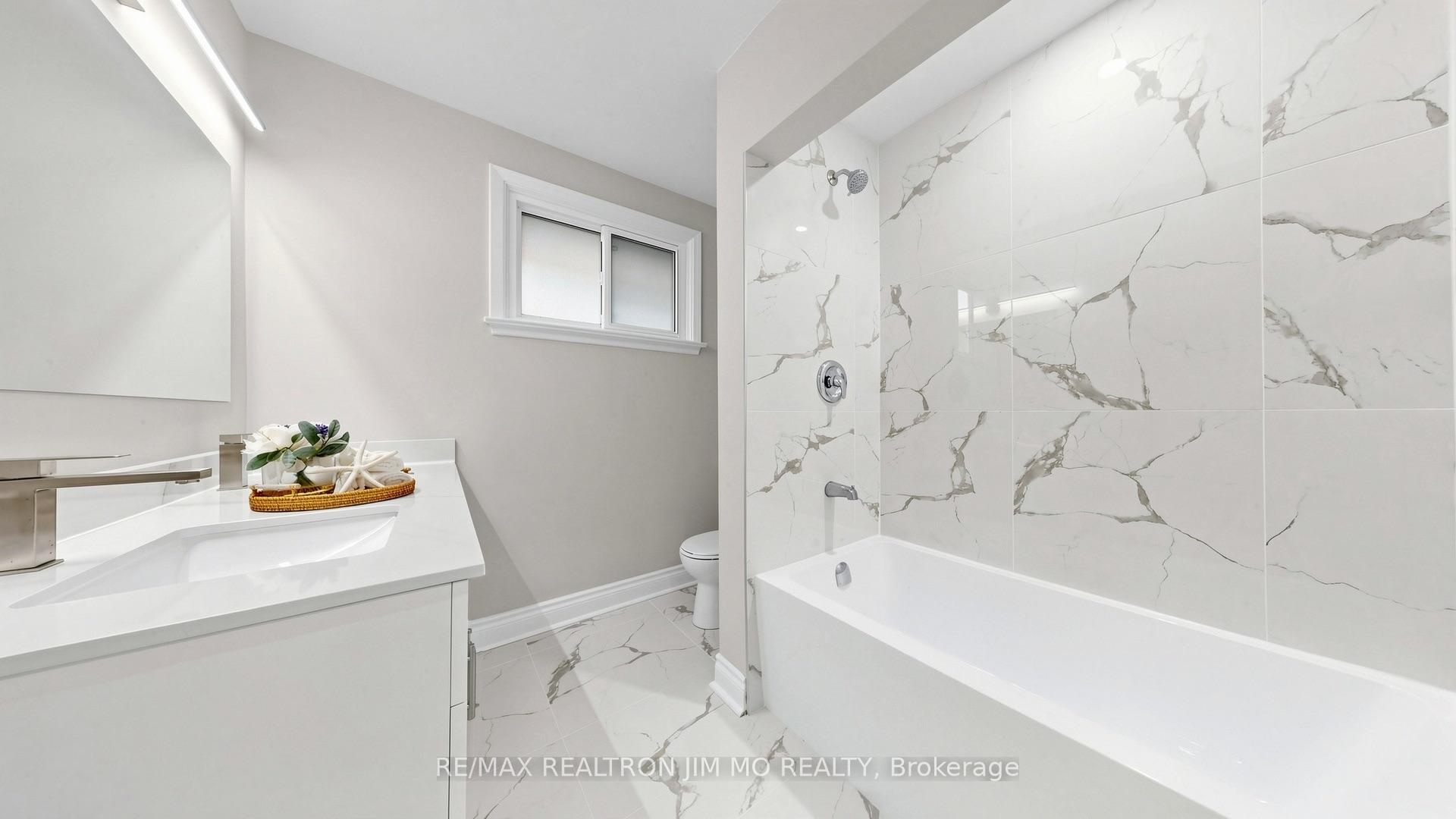 Photo 28 of 2571 Kennedy Road, Scarborough, Tam O'Shanter-Sullivan — HOMEH