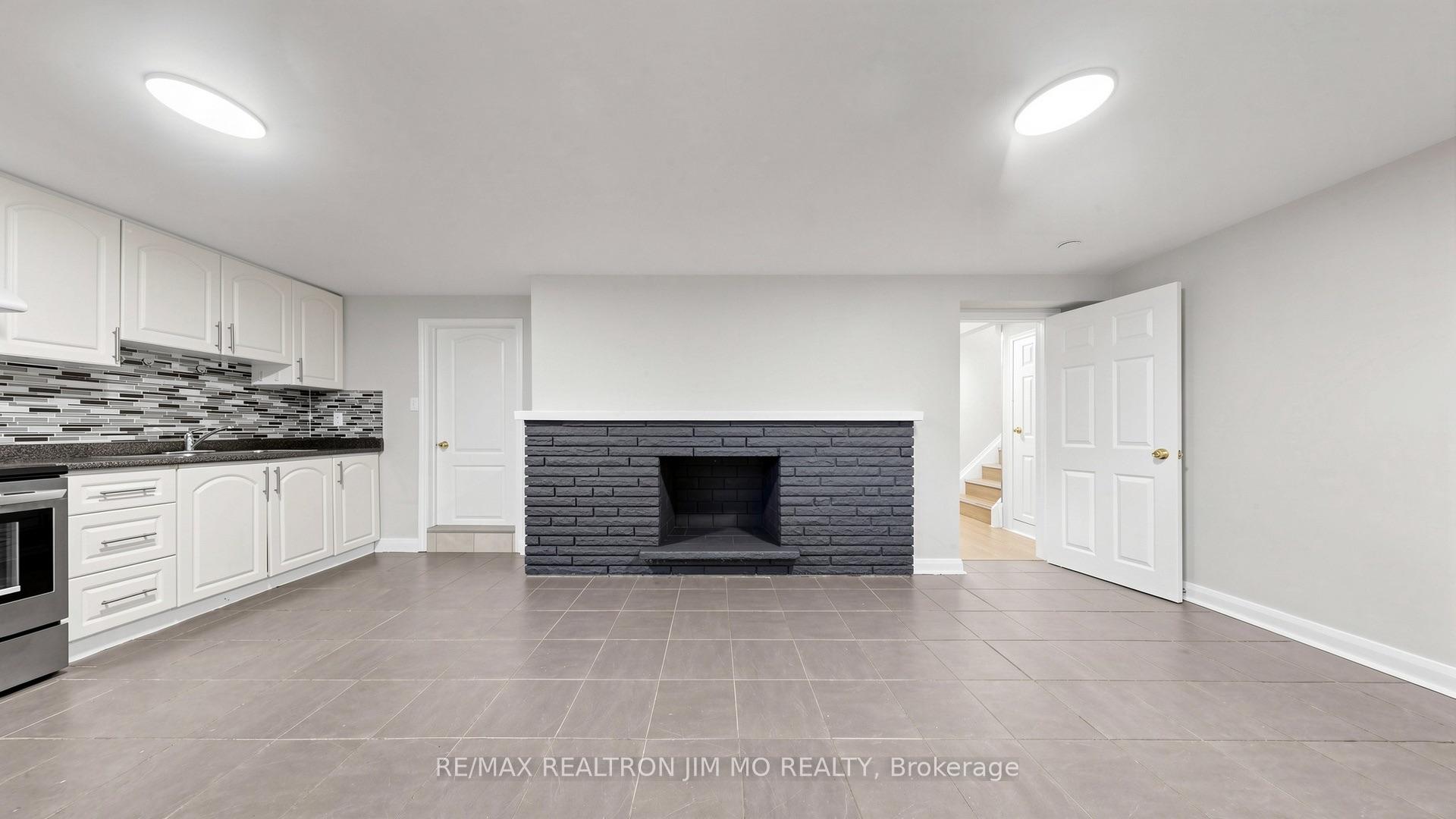 Photo 32 of 2571 Kennedy Road, Scarborough, Tam O'Shanter-Sullivan — HOMEH