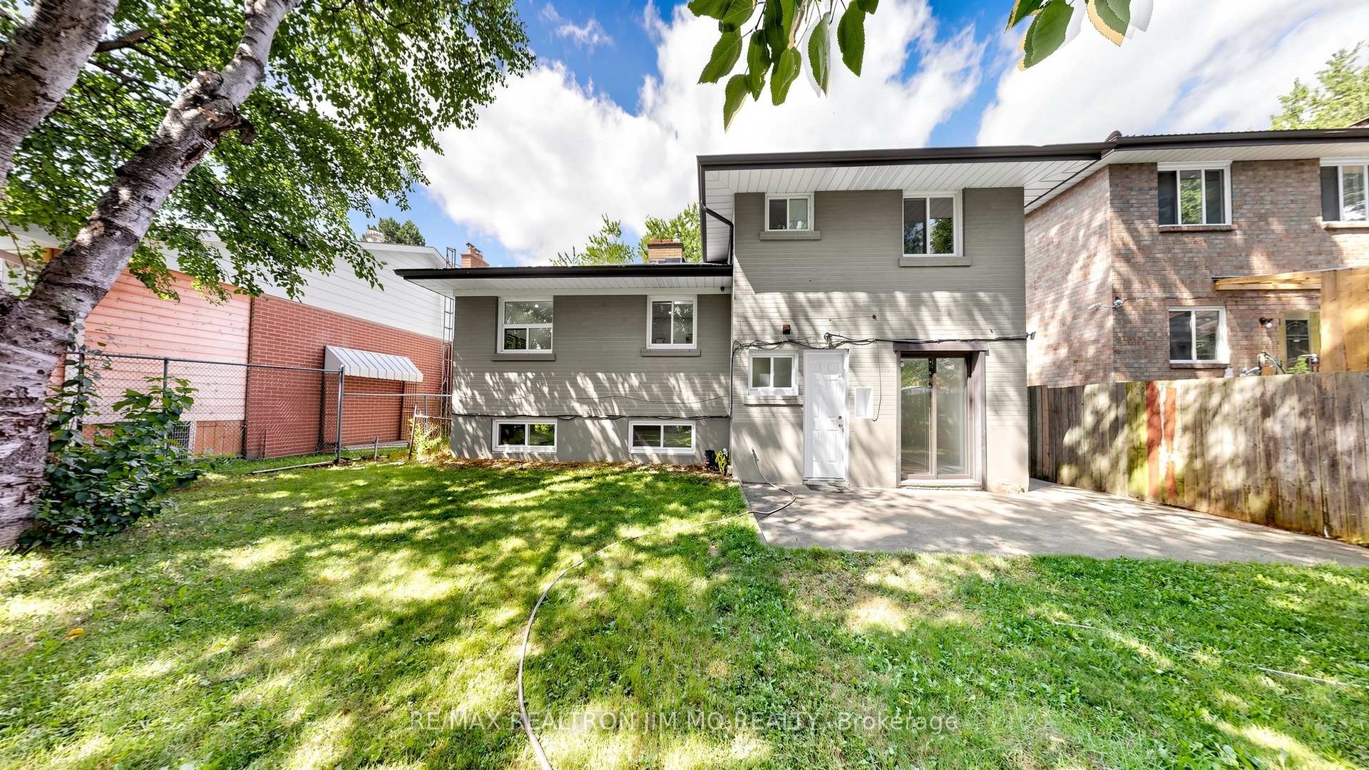 Photo 37 of 2571 Kennedy Road, Scarborough, Tam O'Shanter-Sullivan — HOMEH