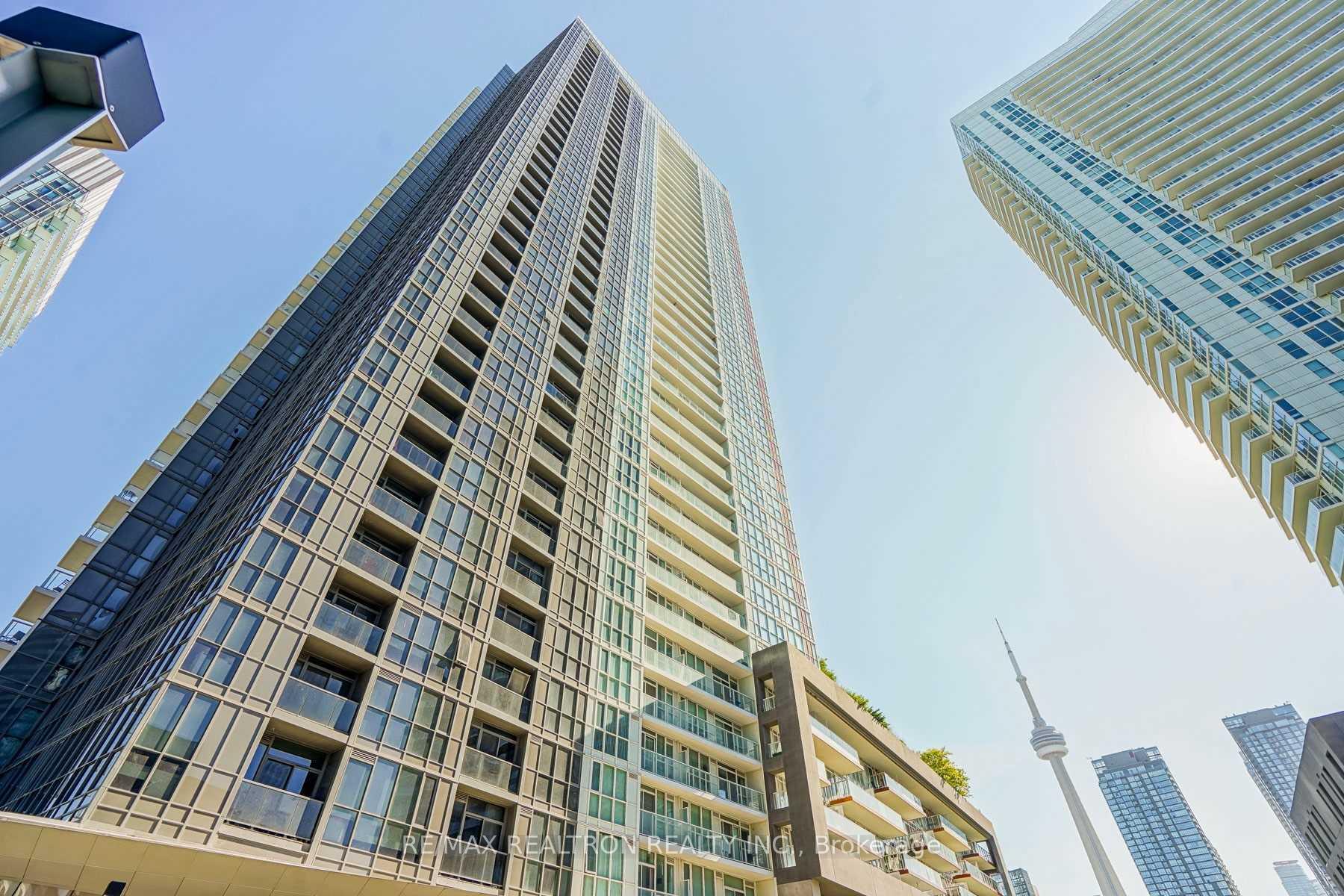 Photo 1 of Unit 511, 85 Queens Wharf Road, Toronto, Waterfront Communities — HOMEH