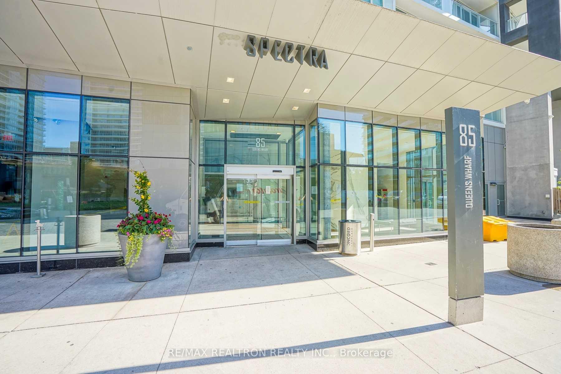 Photo 2 of Unit 511, 85 Queens Wharf Road, Toronto, Waterfront Communities — HOMEH