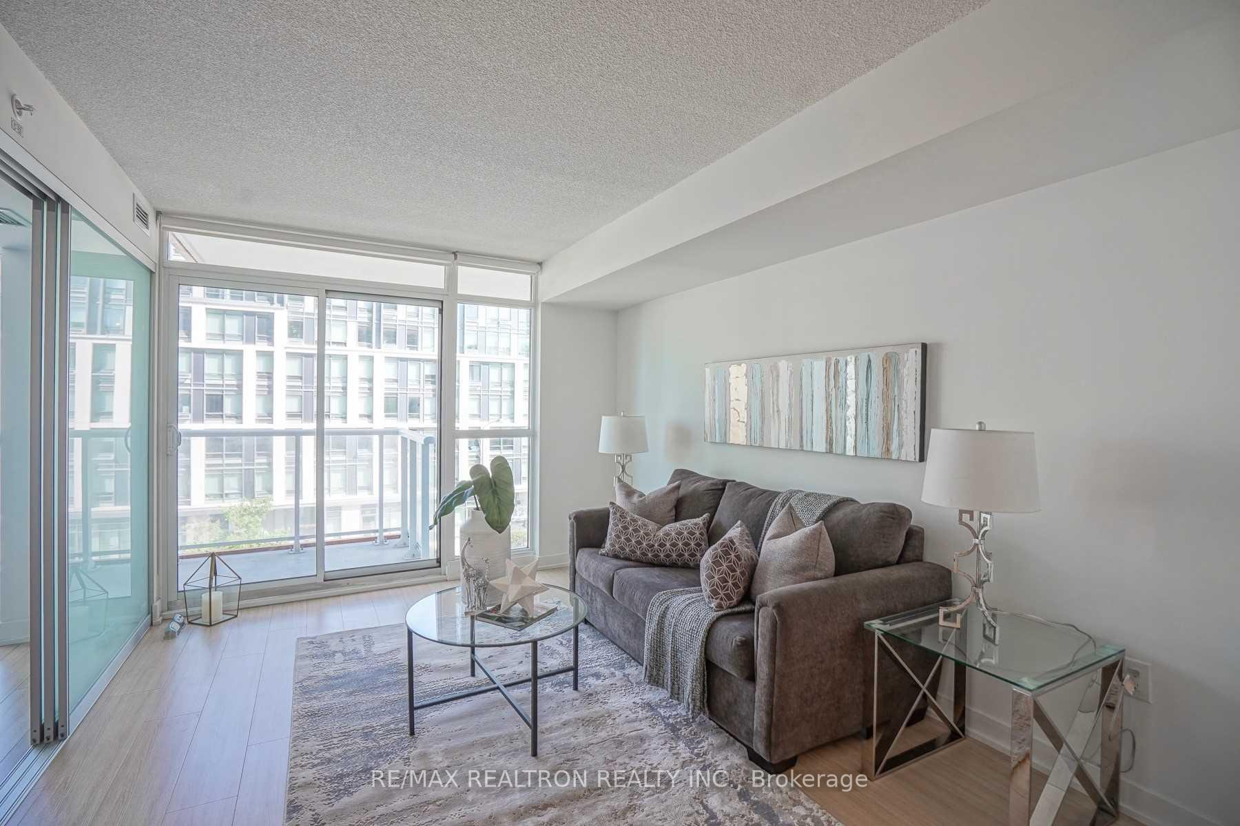 Photo 8 of Unit 511, 85 Queens Wharf Road, Toronto, Waterfront Communities — HOMEH