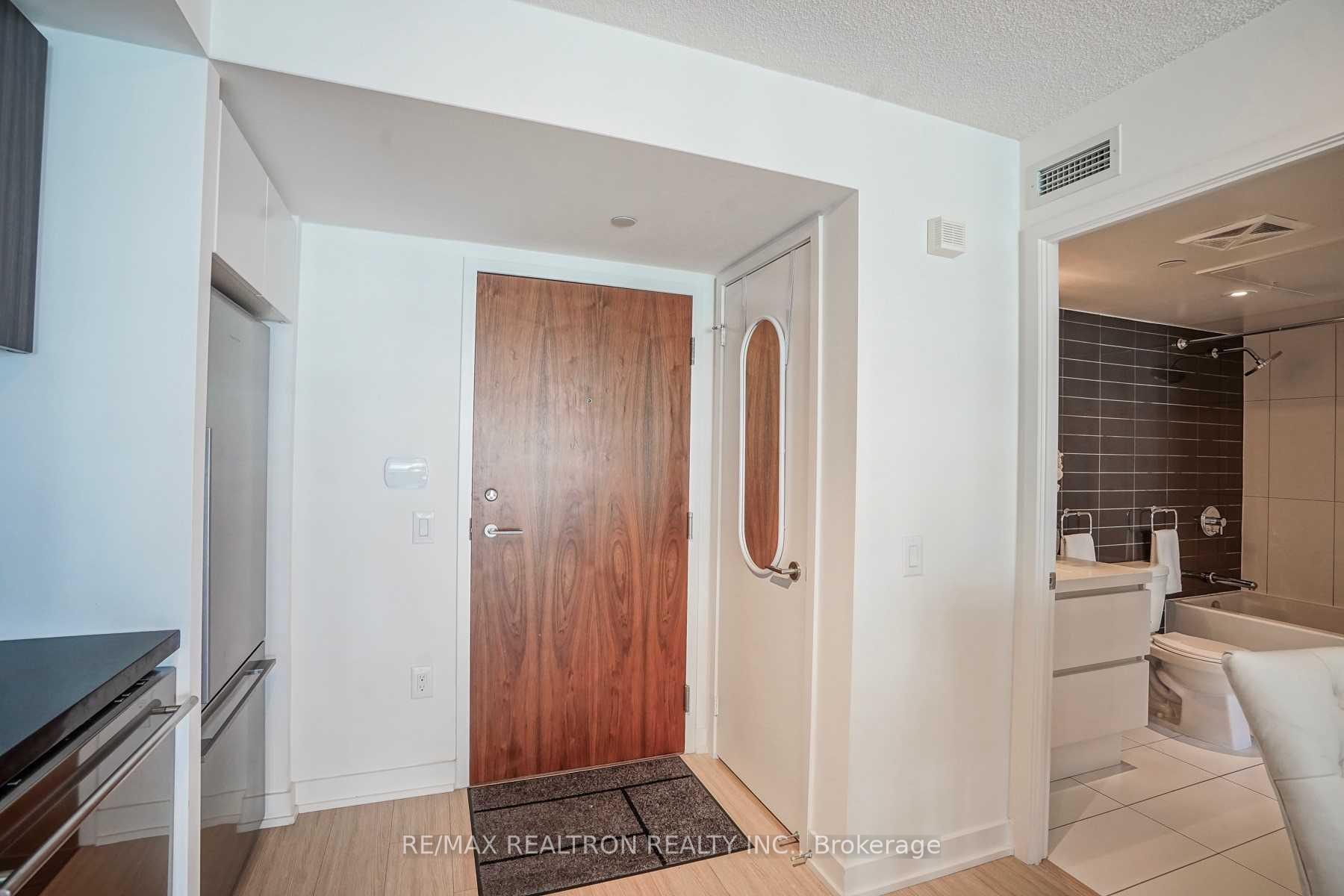 Photo 15 of Unit 511, 85 Queens Wharf Road, Toronto, Waterfront Communities — HOMEH
